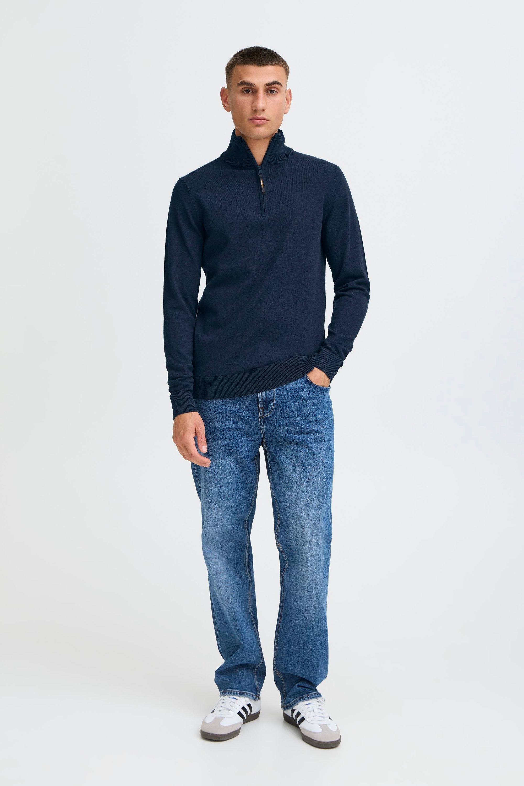 !Solid Troyer »Troyer SDAKANVIS«