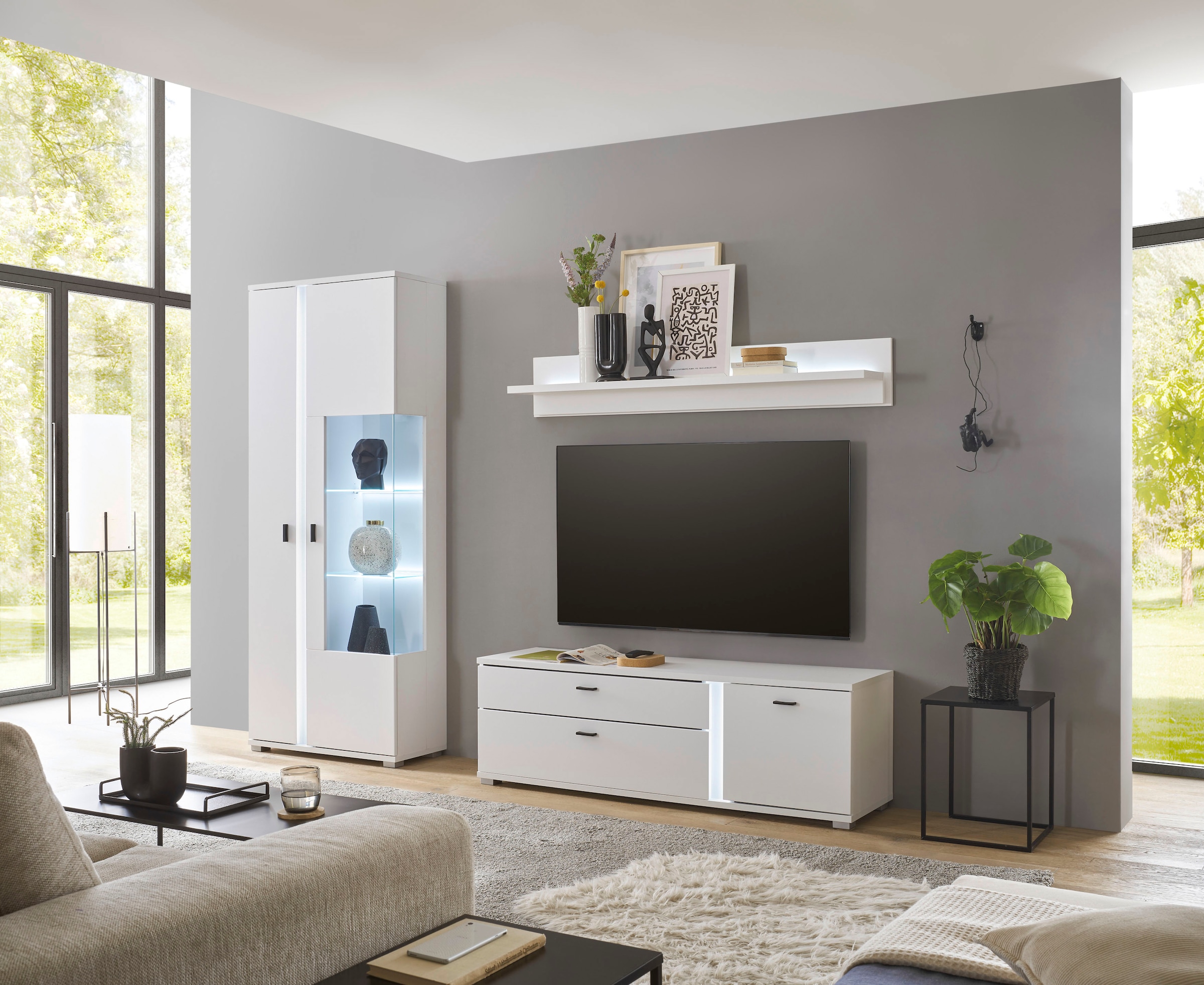 INOSIGN Vitrine »LONG ISLAND, Stauraumvitrine«, (1 St.), in moderner Trendfarbe,inklusive senkrechter Beleuchtung,Breite 80 cm