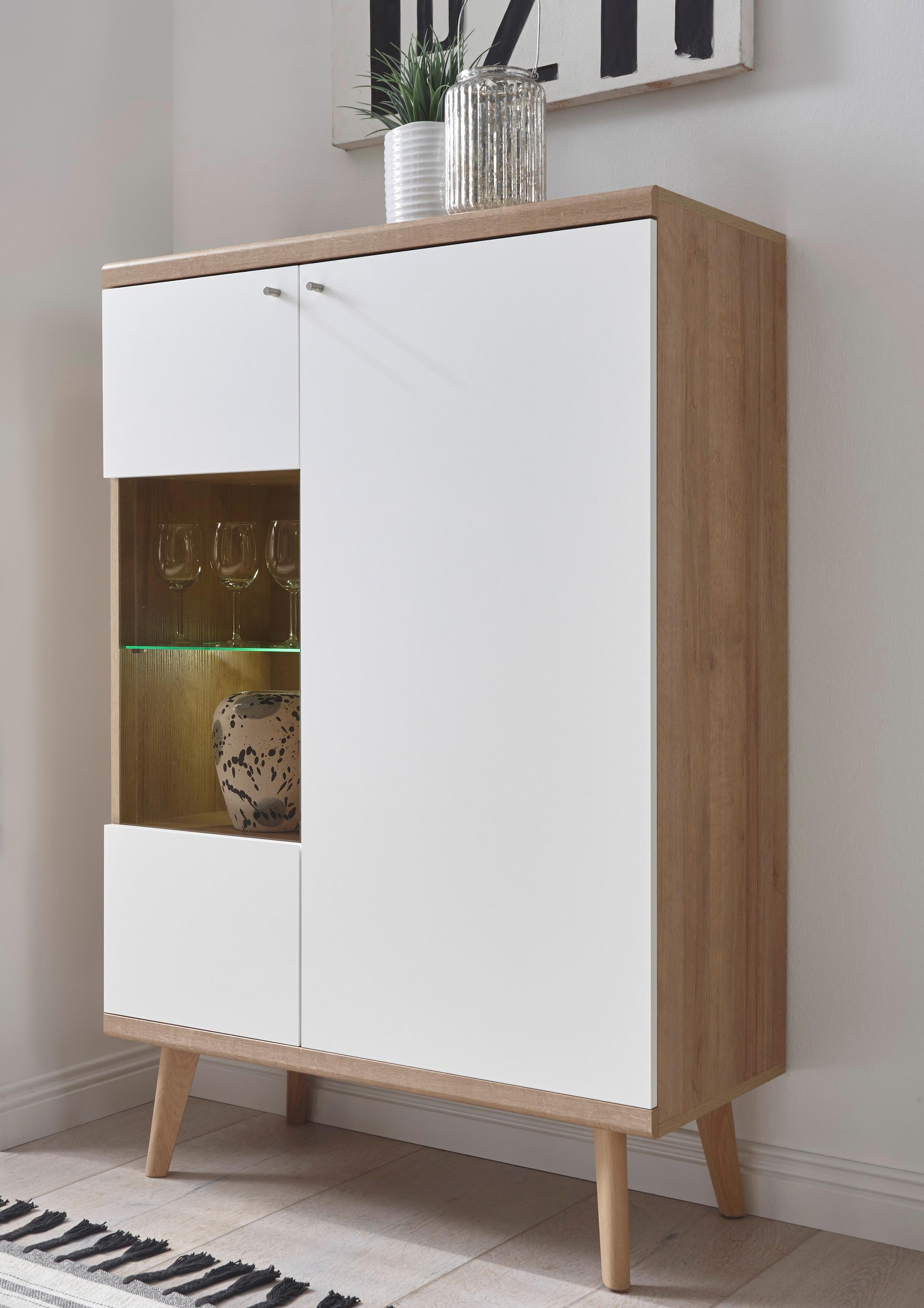Home affaire, Vitrine »Merle« Scandi Design, Höhe 134 cm, Eiche Riviera NB/ Weiss matt, Holzwerkstoff,