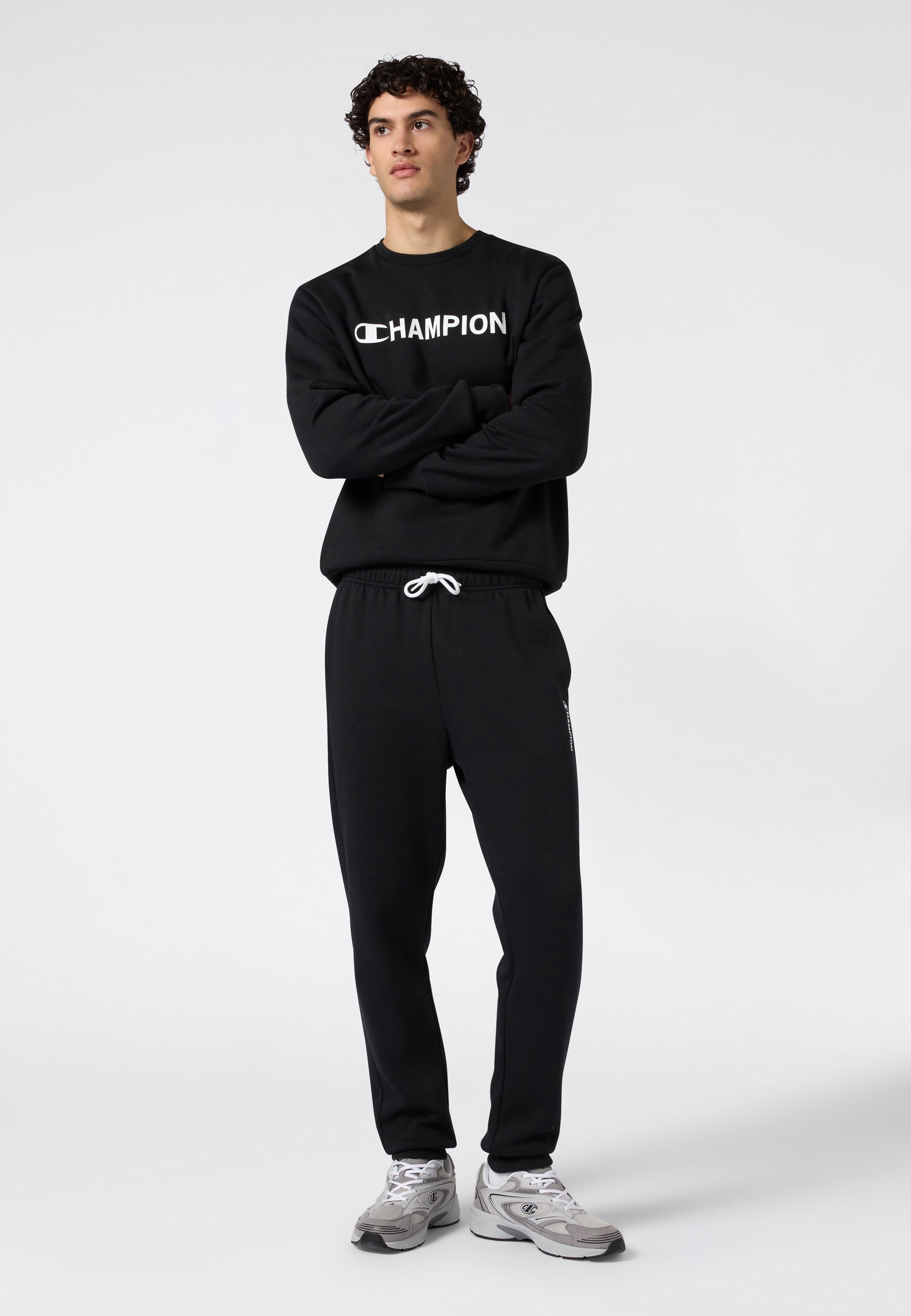 Champion Jogginghose »Graphic Rib Cuff Pants«  sportlicher Stil, für Sport und Freizeit, für Erwachsene
