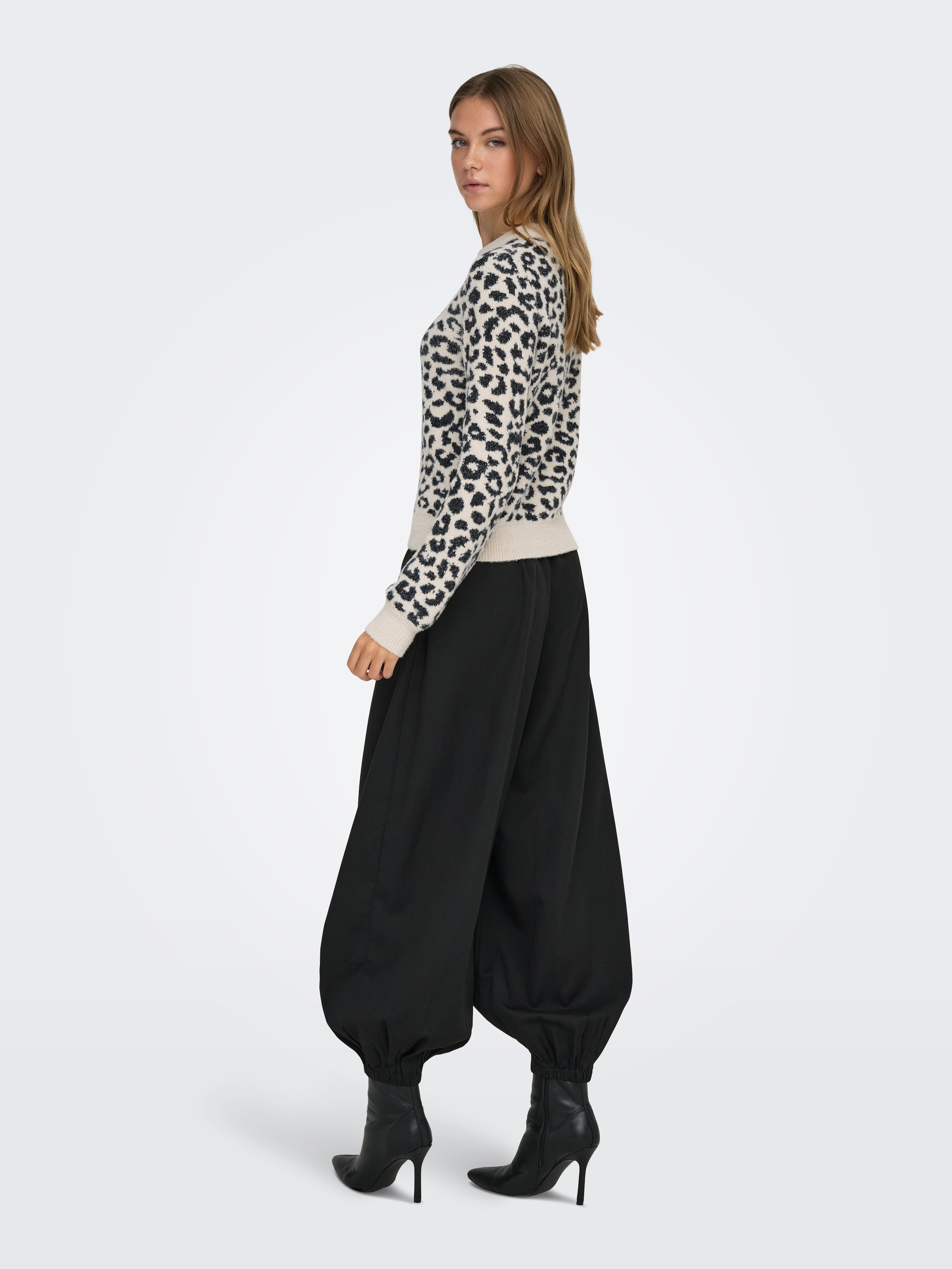 JDY Strickpullover »JDYLORRAINE ANIMAL L/S PULLOVER KNT NOOS«