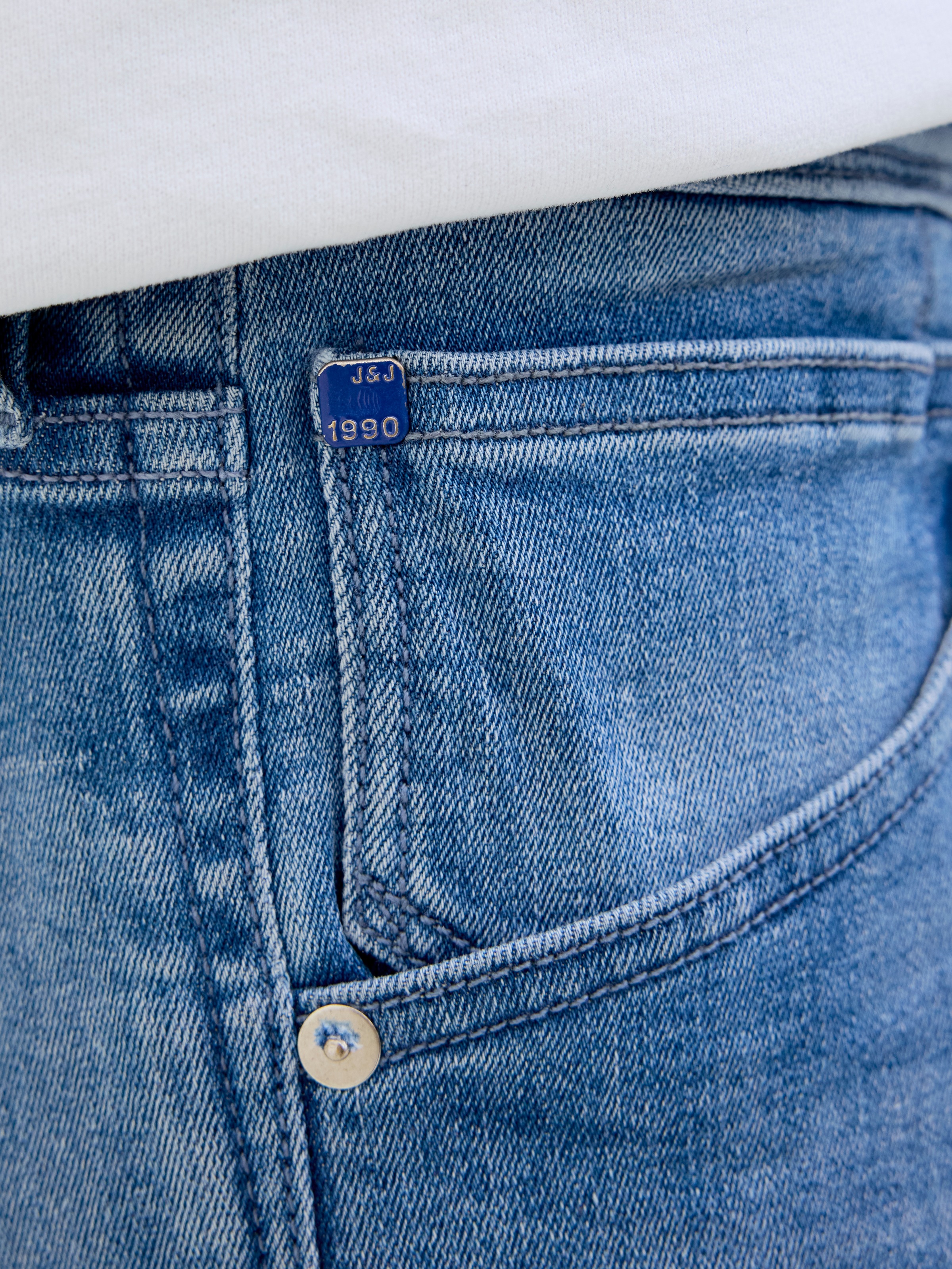 Jack & Jones Shorts »JJIRICK JJFOX SHORTS CB 310 SN«, im Four-Pocket Style