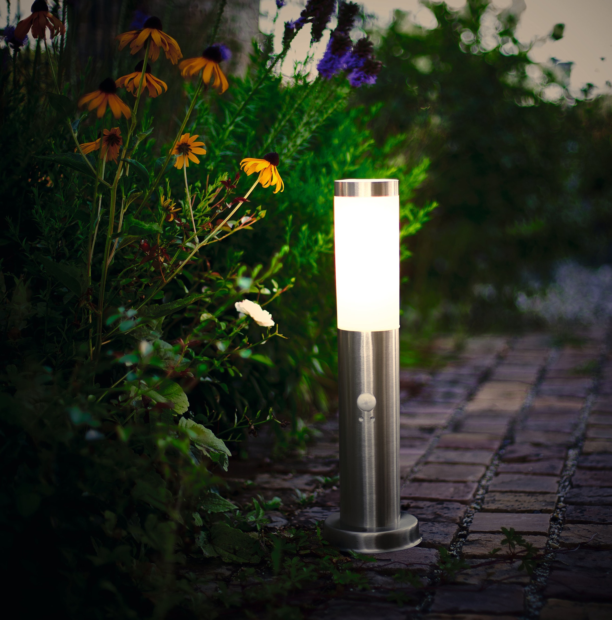 HEITRONIC Sockelleuchte »Larisa«, 1 flammig, Leuchtmittel E27 | ohne Leuchtmittel, Standleuchte,Außenlampe, + integriertem Bewegungsmelder,aus Edelstahl