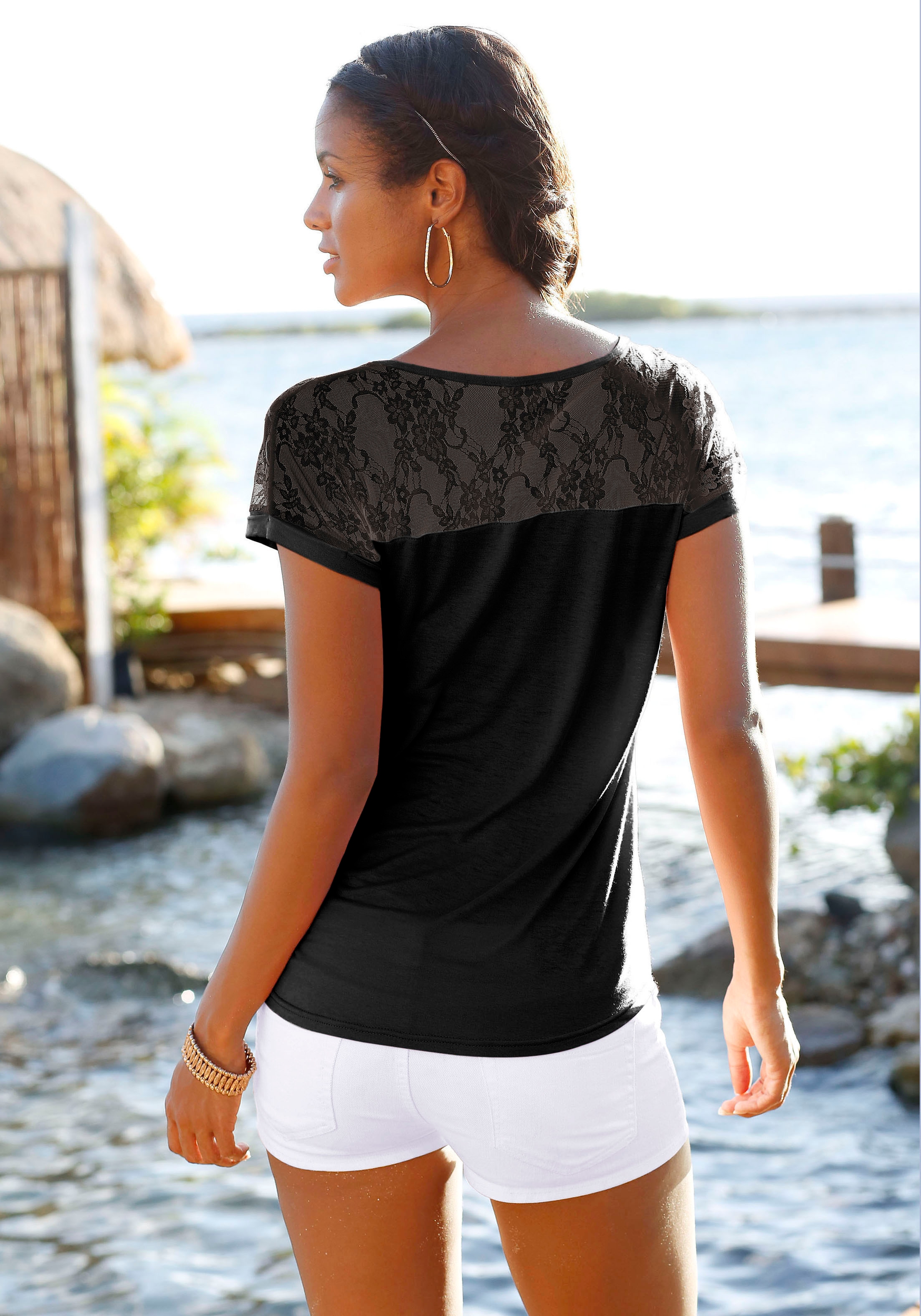 LASCANA Strandshirt, mit bei ♕ Spitzeneinsatz