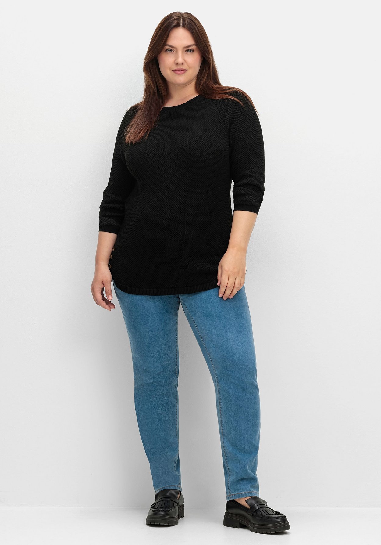 Sheego Strickpullover »Pullover im Strukturstrick, mit Zierknöpfen seitlich«