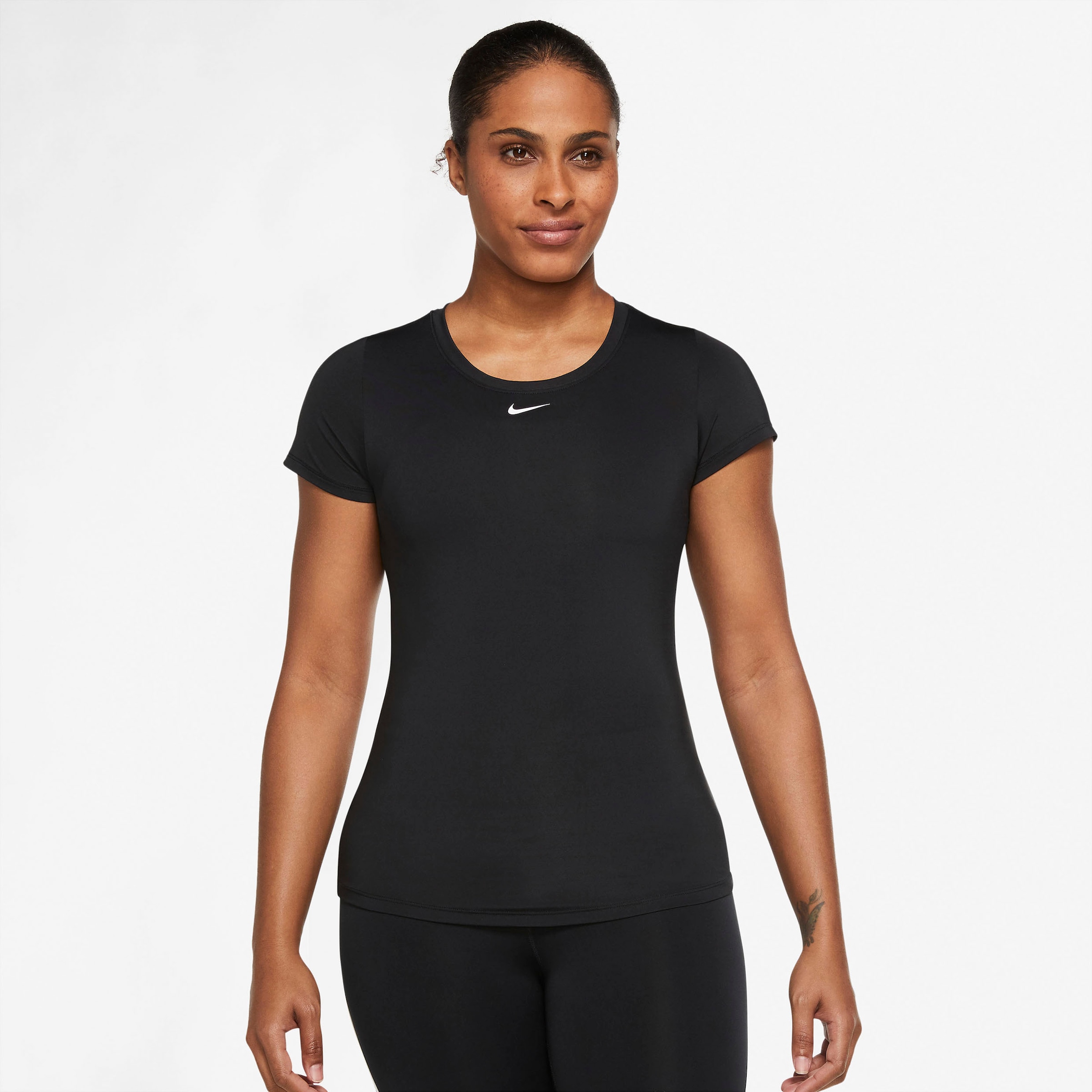 Nike Trainingsshirt »DRI-FIT ONE WOMENS SLIM FIT SHORT-S«