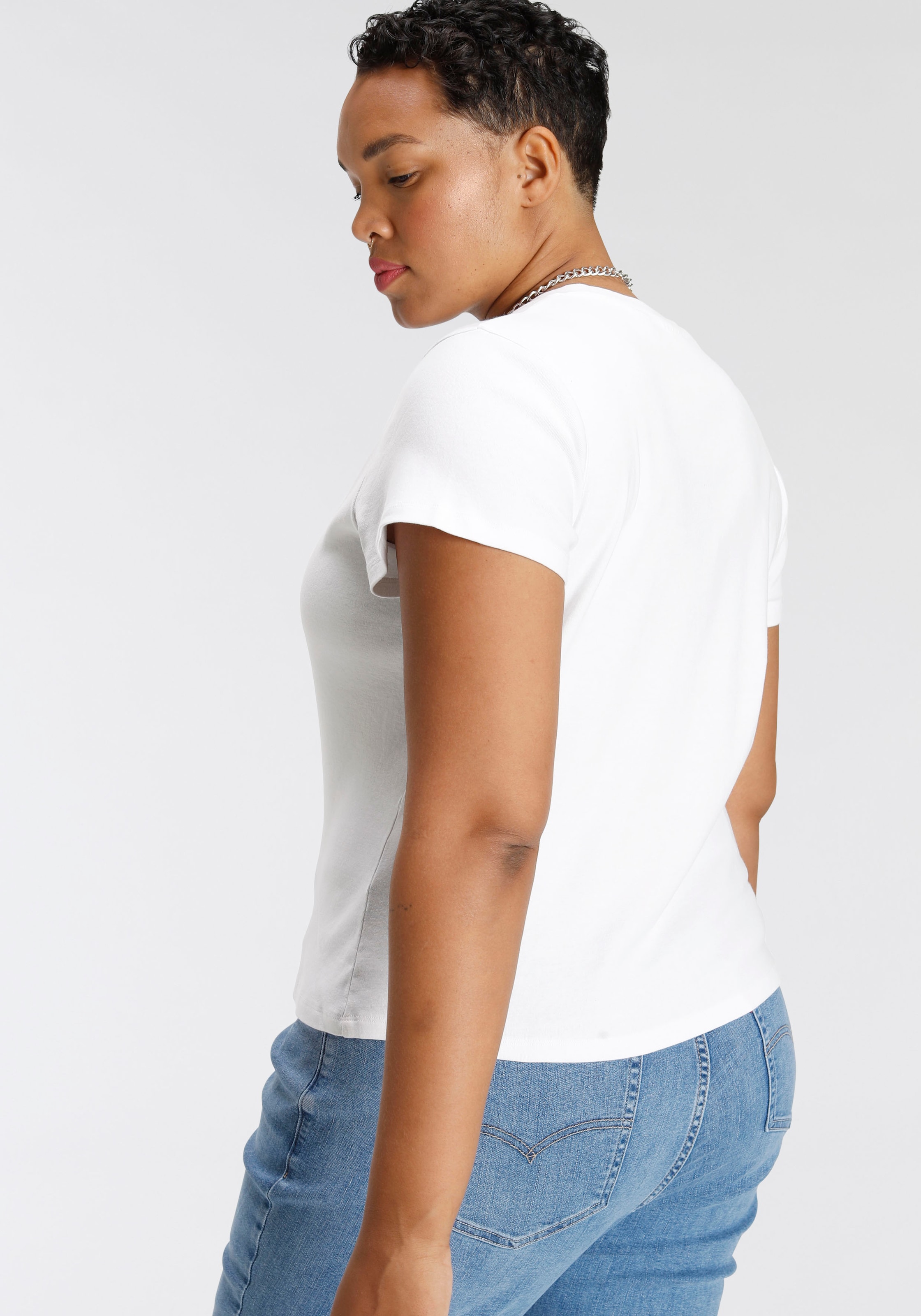 Levi's® Plus T-Shirt »SS BABY TEE«, Cropped- Form mit Logo