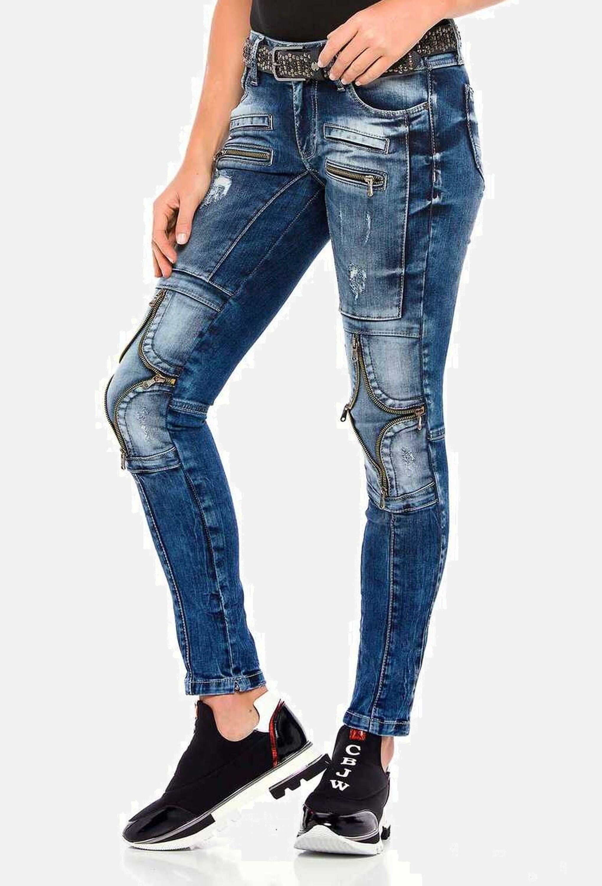 Cipo & Baxx 5-Pocket-Jeans »Cipo & Baxx Jeans« mit vielen Applikationen, WD377