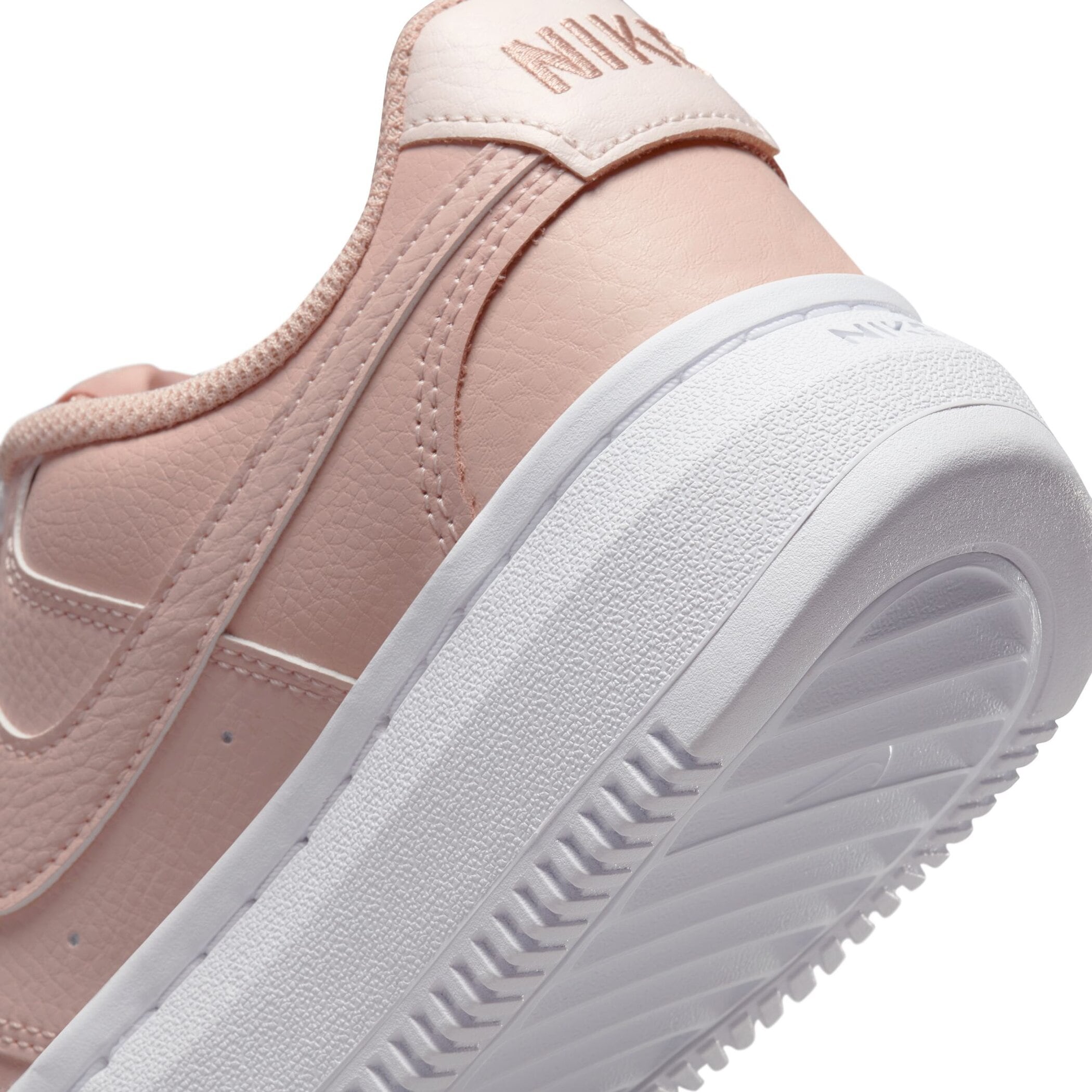 Nike Sportswear Sneaker »COURT VISION ALTA«, Design auf den Spuren des Air Force 1