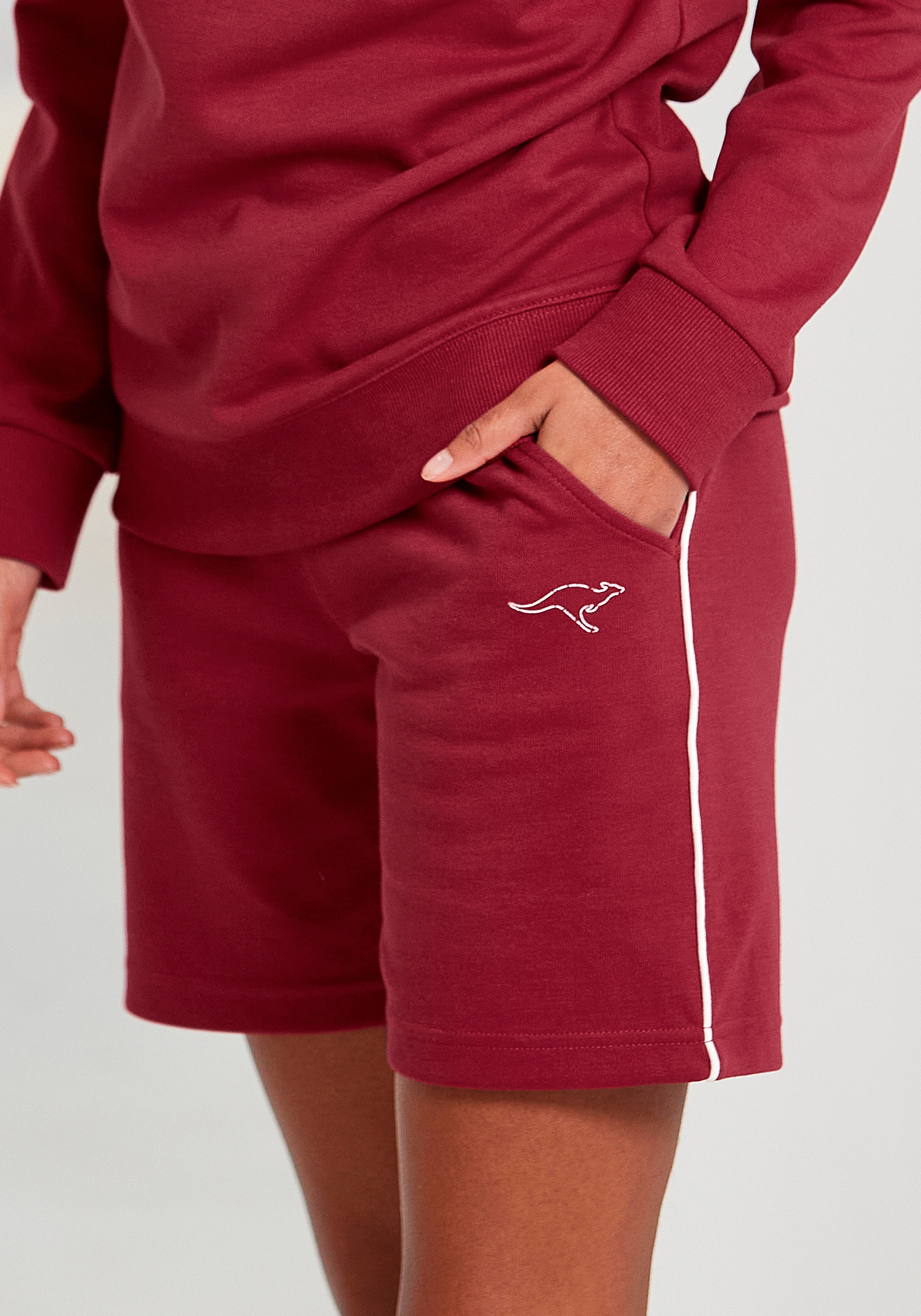 KangaROOS Bermudas mit schmalem Piping an der Seite