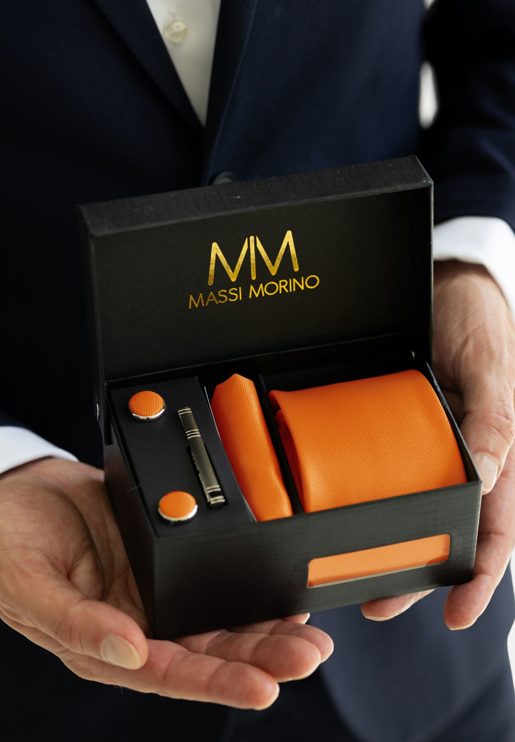 Massi Morino Krawatte »Massi Morino Krawatten-Set« mit Einstecktuch, Manschettenknöpfen und Krawattenklammer