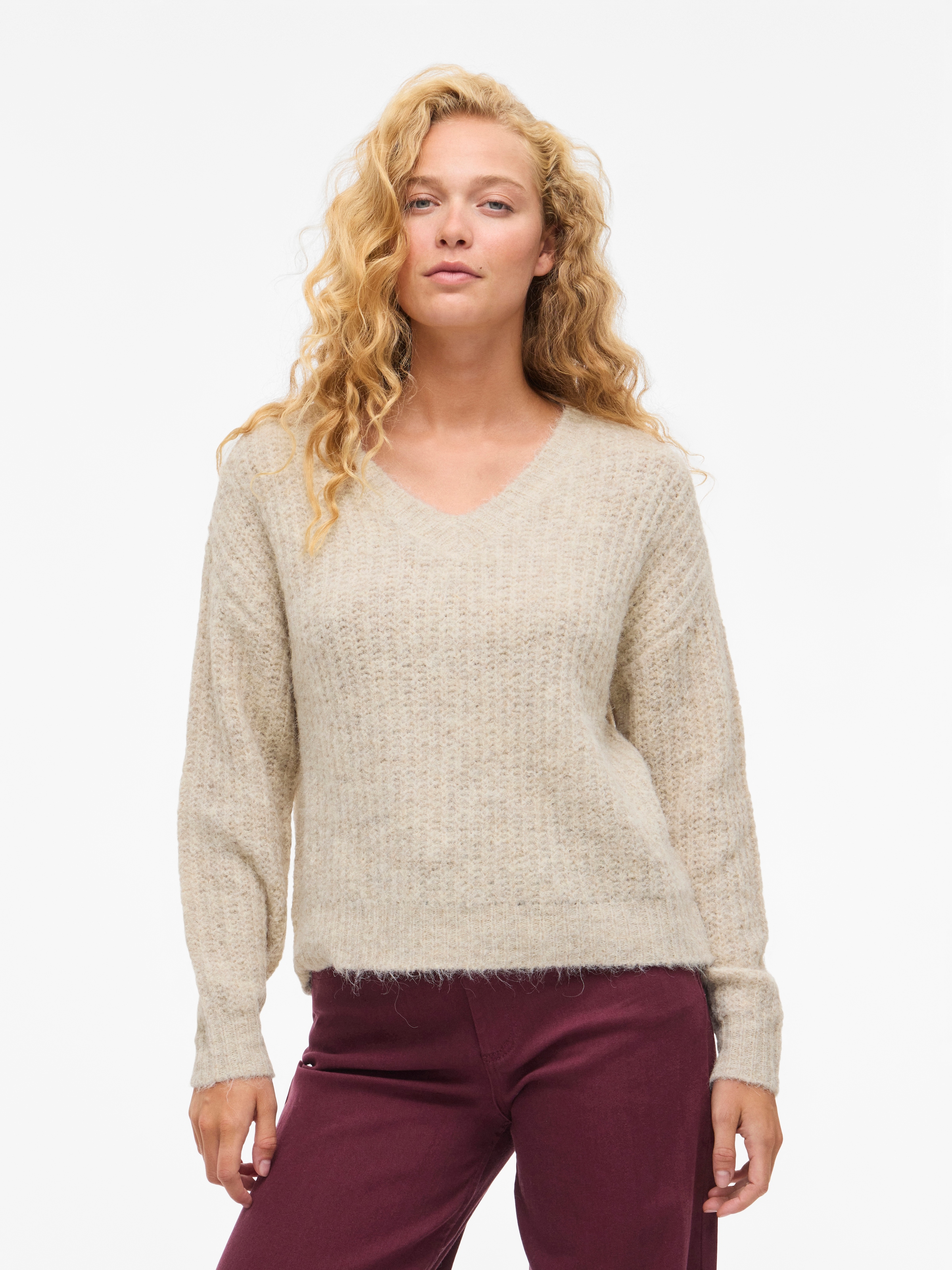 Vila V-Ausschnitt-Pullover »VILAMPE V-NECK L/S KNIT TOP-NOOS« Materialmix, regular fit