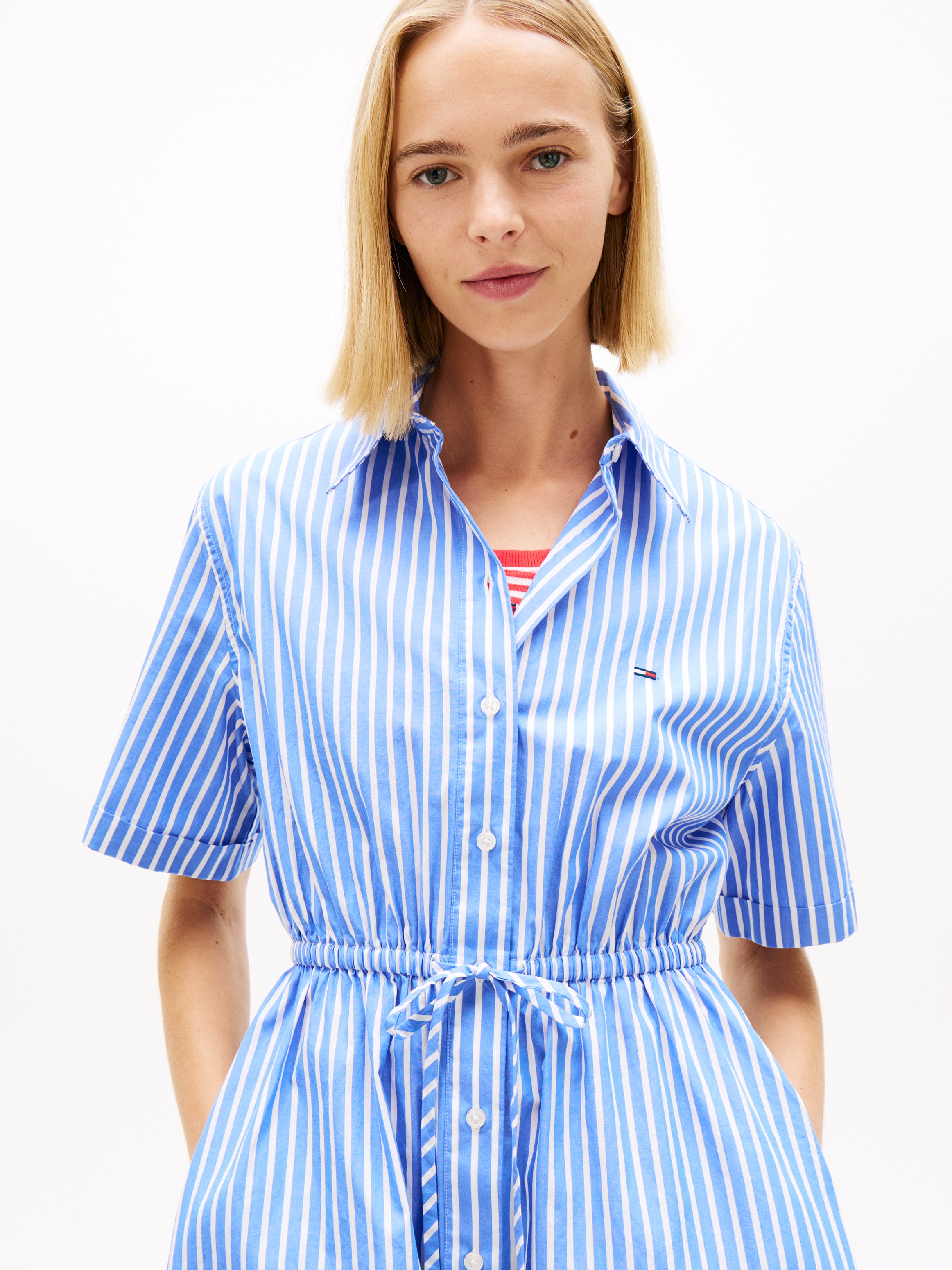 Tommy Jeans Hemdblusenkleid »TJW MINI STRIPE SHIRT DRESS« Eingrifftaschen mit Taillen Bindeband, Relaxed Fit