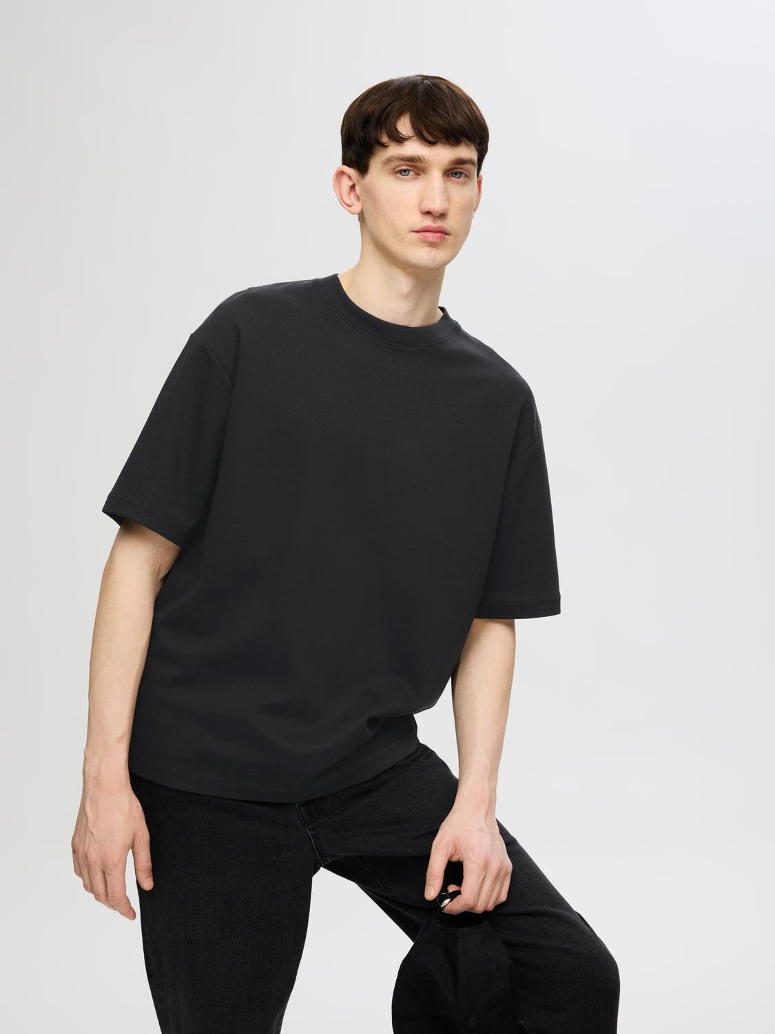 SELECTED HOMME Rundhalsshirt »SLHLOOSEOSCAR SS O-NECK TEE NOOS«