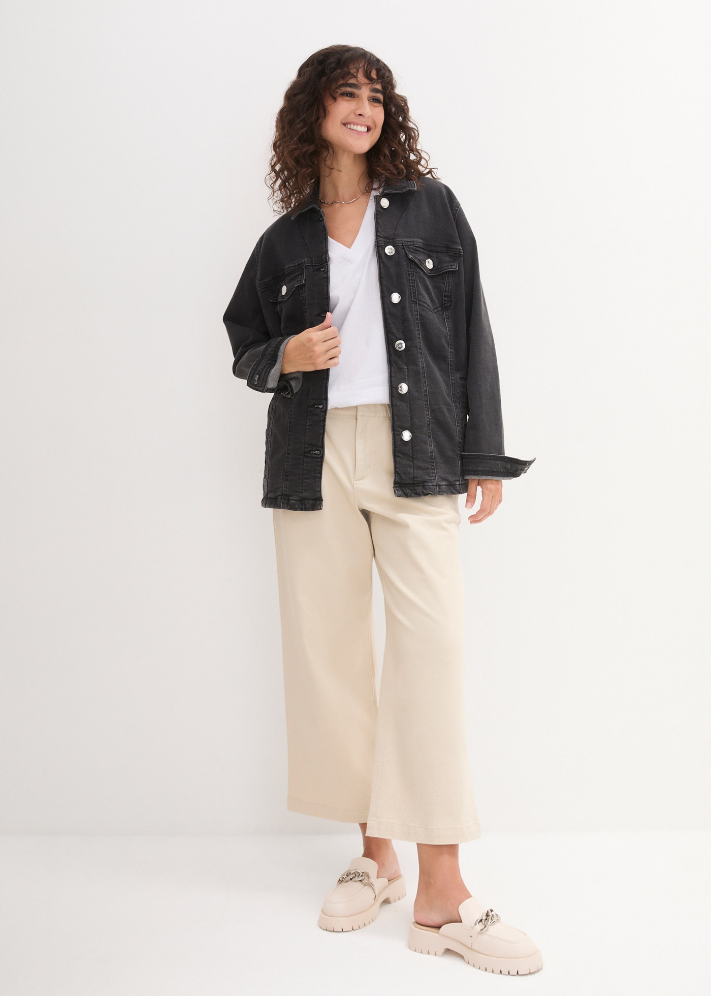 bonprix Longshirt »Weites Long-Shirt mit V-Ausschnitt, Kurzarm (5er Pack)« Packung, 5, 5 Stk. tlg. Weites Long-Shirt mit V-Ausschnitt, Kurzarm (5er Pack)