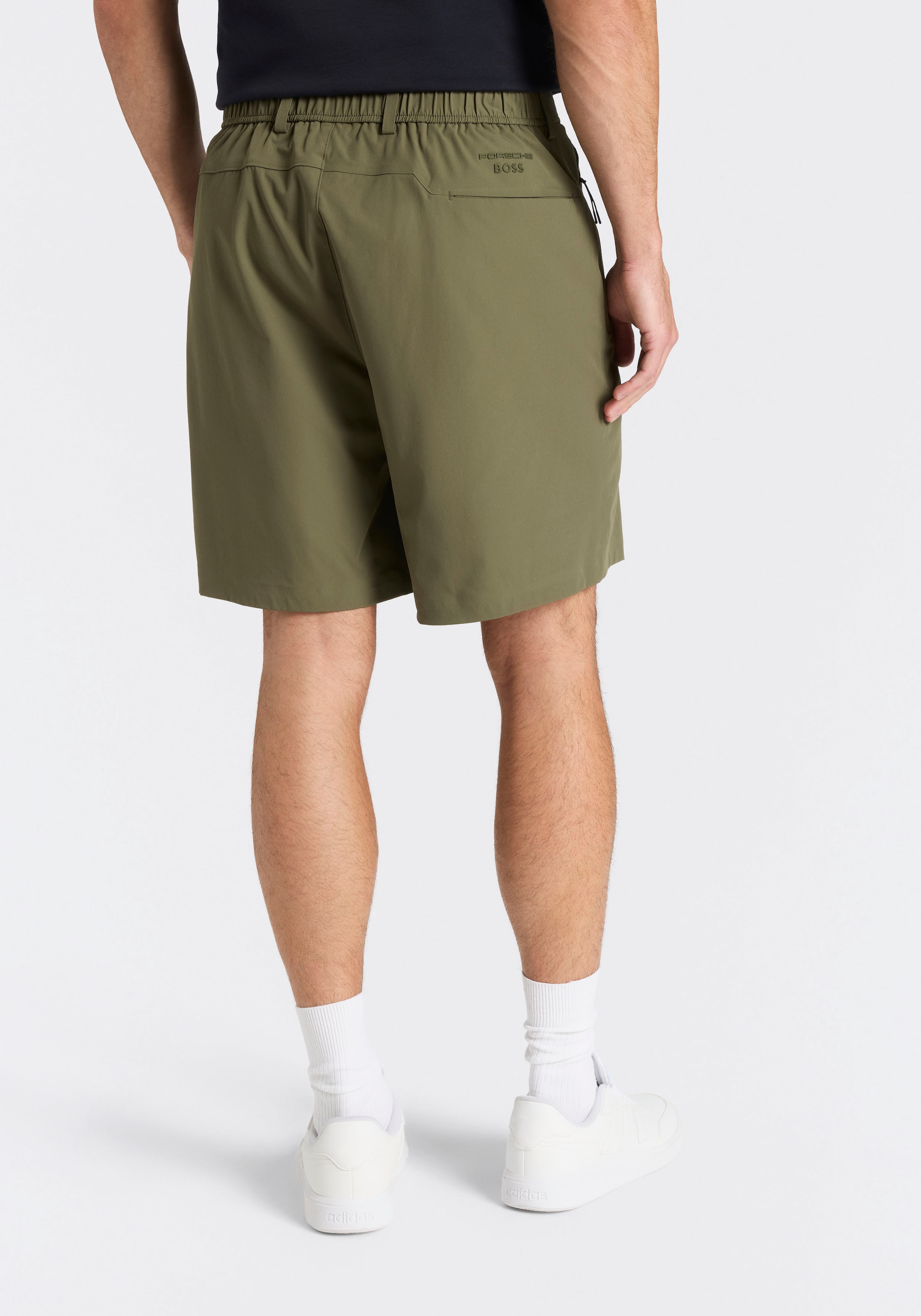 BOSS GREEN Shorts »Porsche Spirit 70 Capsule Collection«  Premium Herrenmode Limited, Stretchmaterial, wasserabweisendes Finish
