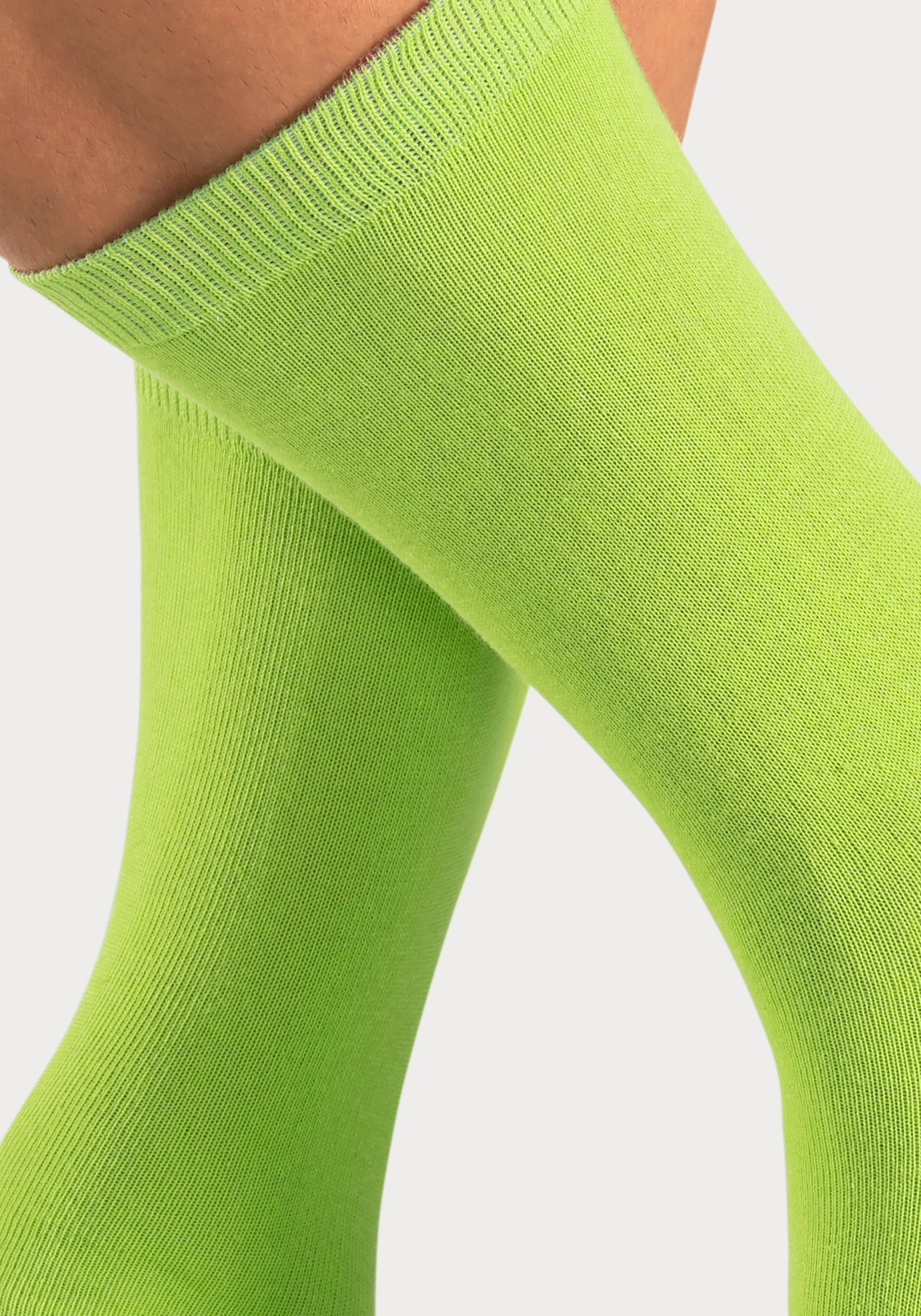 Bench. Socken, (Dose, 4 Paar), mit farbigen Innenbündchen, sortiert in edler Geschenkdose