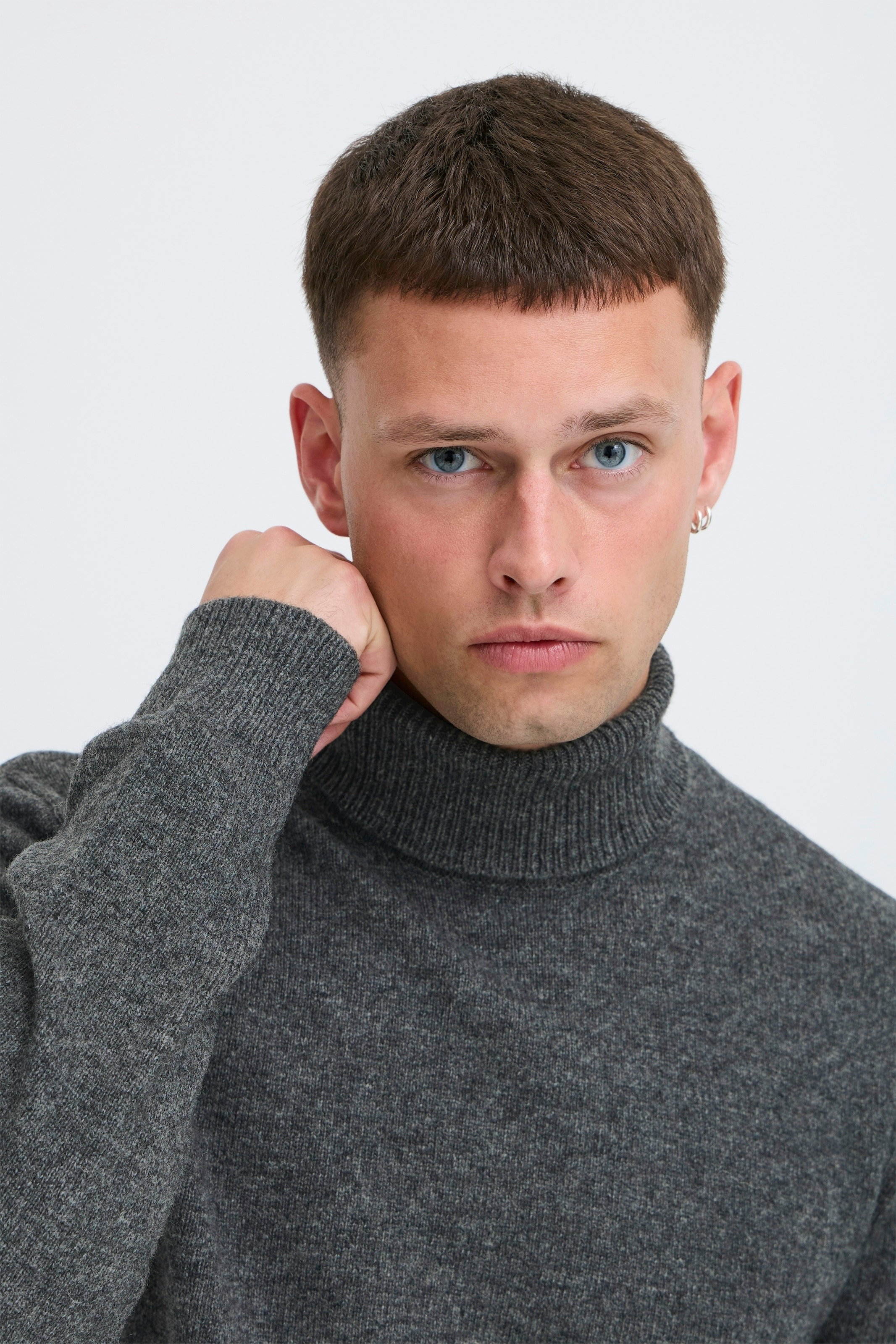 Blend Rollkragenpullover »BHBRANKO ROLL KNIT« mit Markenlabel, aus Wollmischung, Regular Fit, hüftlang