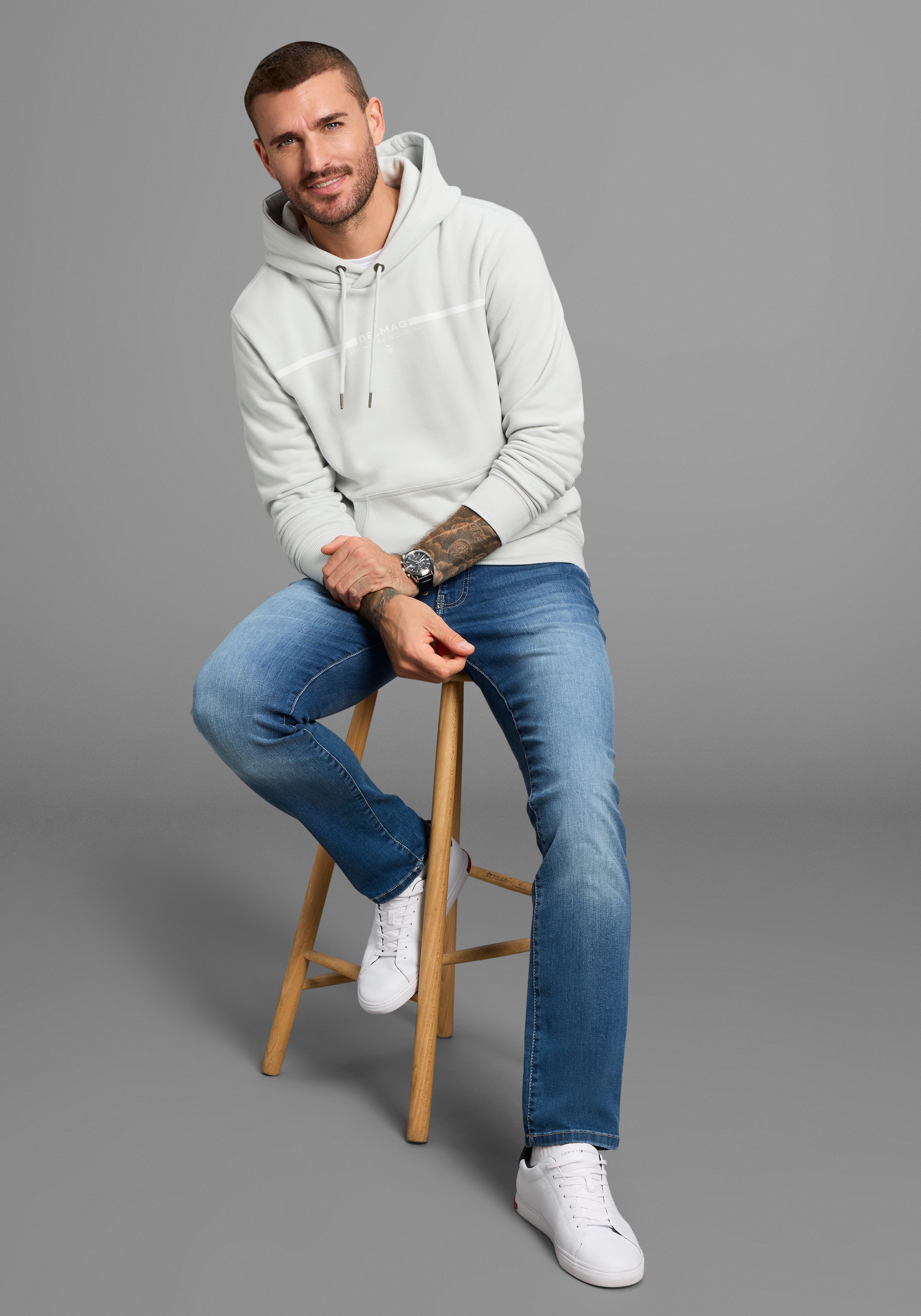 DELMAO Kapuzensweatshirt, Langarm, lockere Passform, mit Print, mit Kapuze