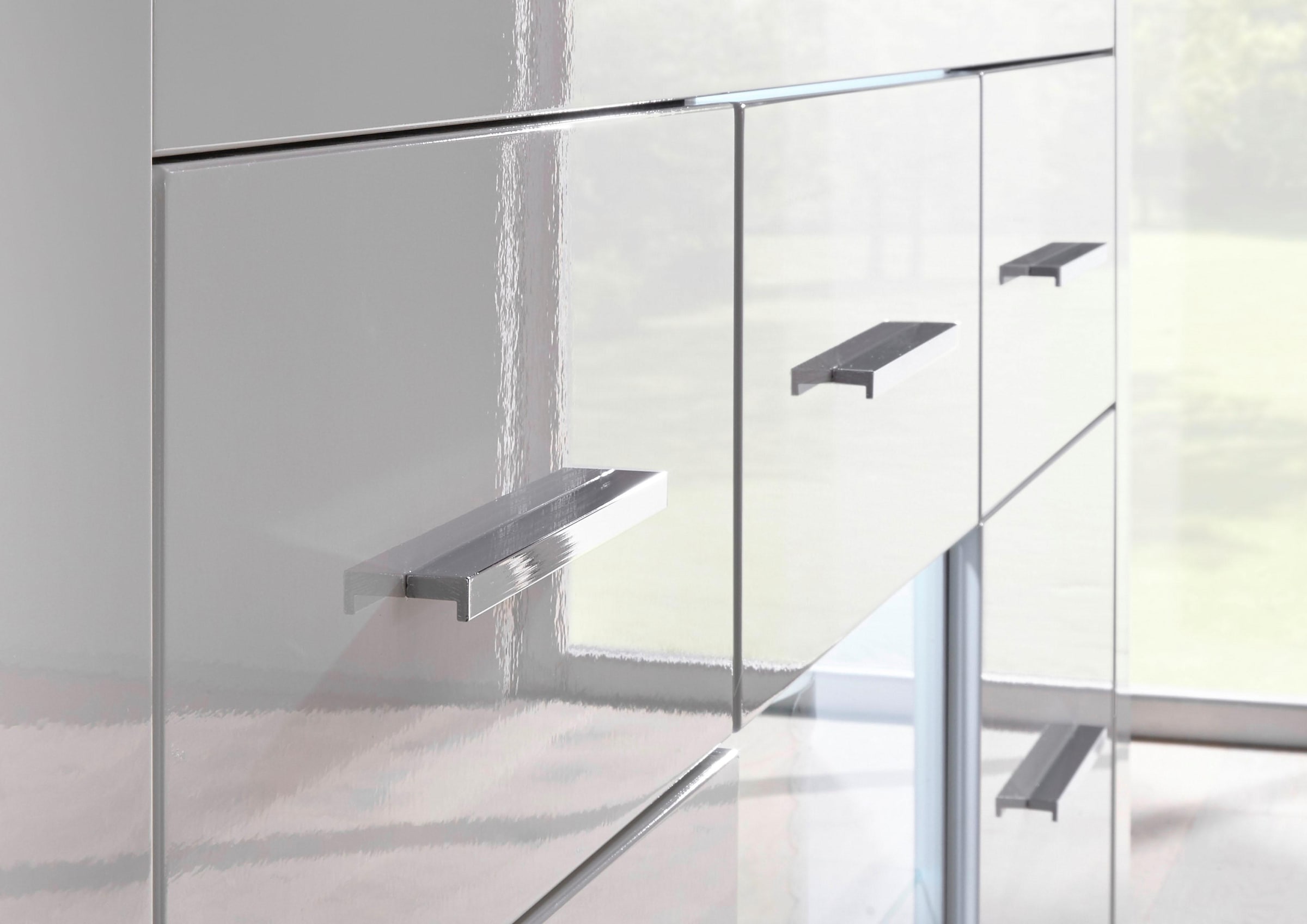 Home affaire Lowboard »Bianco, TV-Unterteil, moderne Kommode, TV-Schrank in Weiß Hochglanz« zeitlos, ausreichend Stauraum, vielseitig einsetzbar, 150 cm breit
