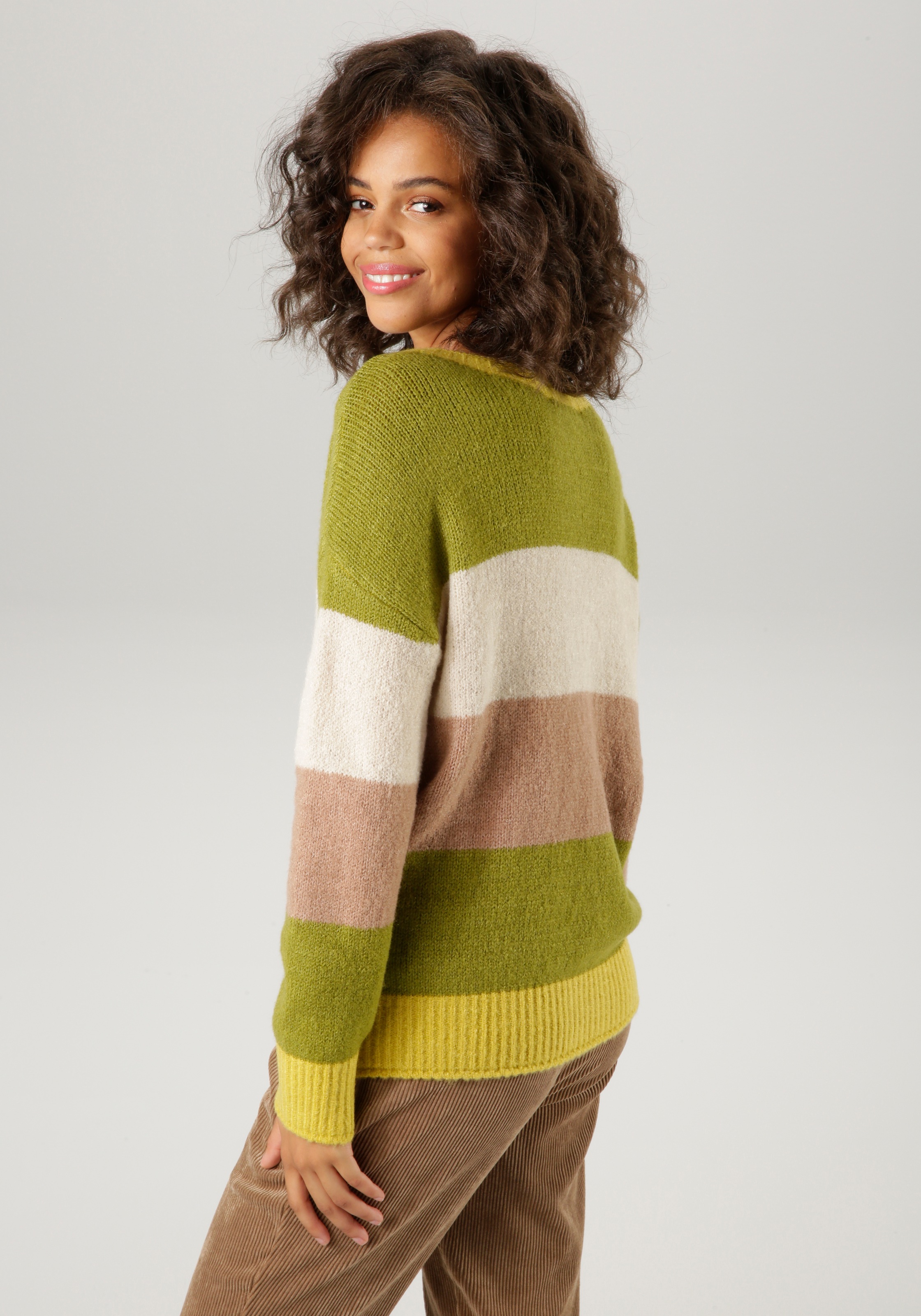 Aniston CASUAL Strickpullover, mit trendfarbenen, breiten Ringeln