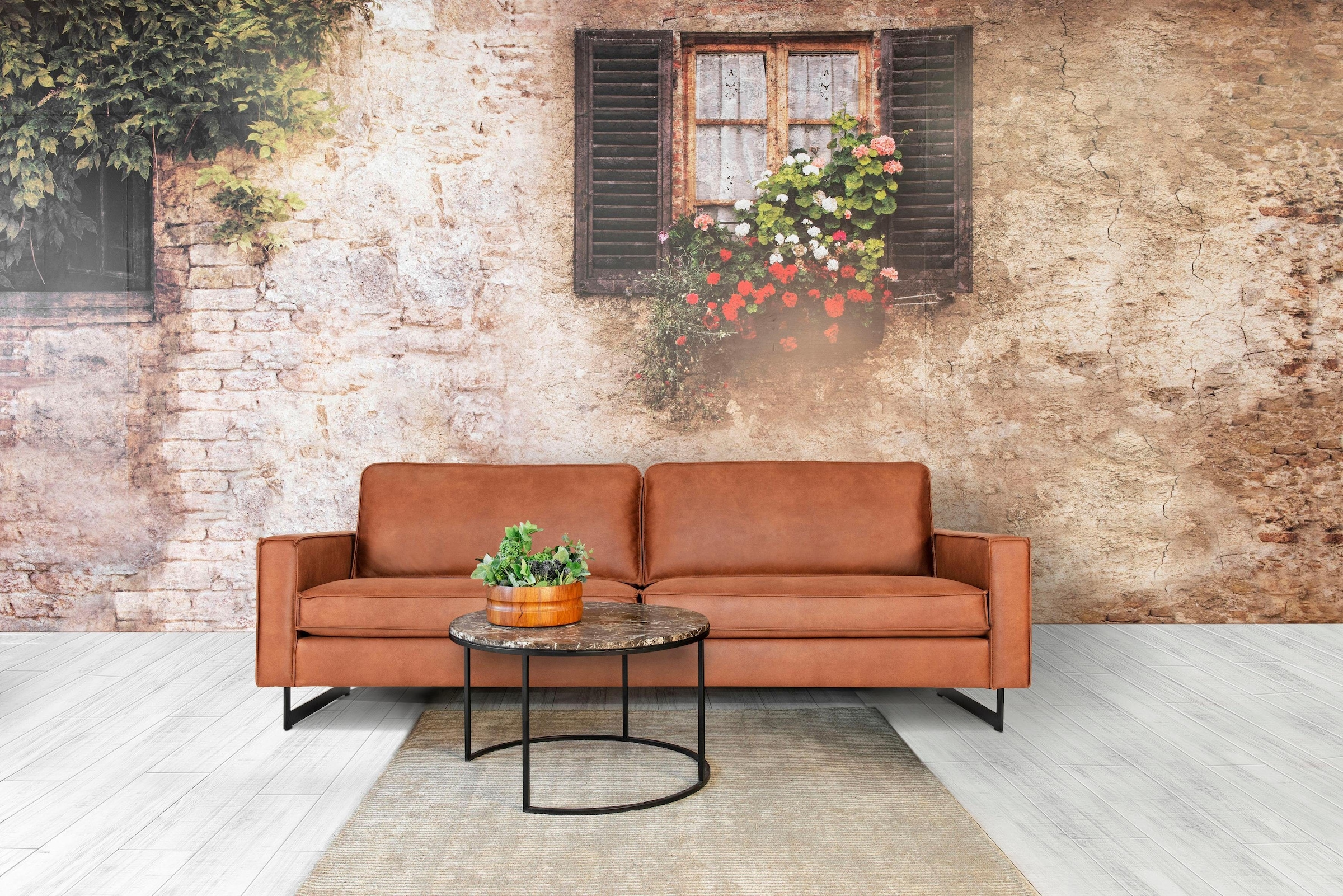 Places of Style 3-Sitzer »Maxi-Ausführung Pinto, 236 cm, Cord, Chenille, Lederoptik«, mit Keder, schwarze Metallfüße, Wellenunterfederung