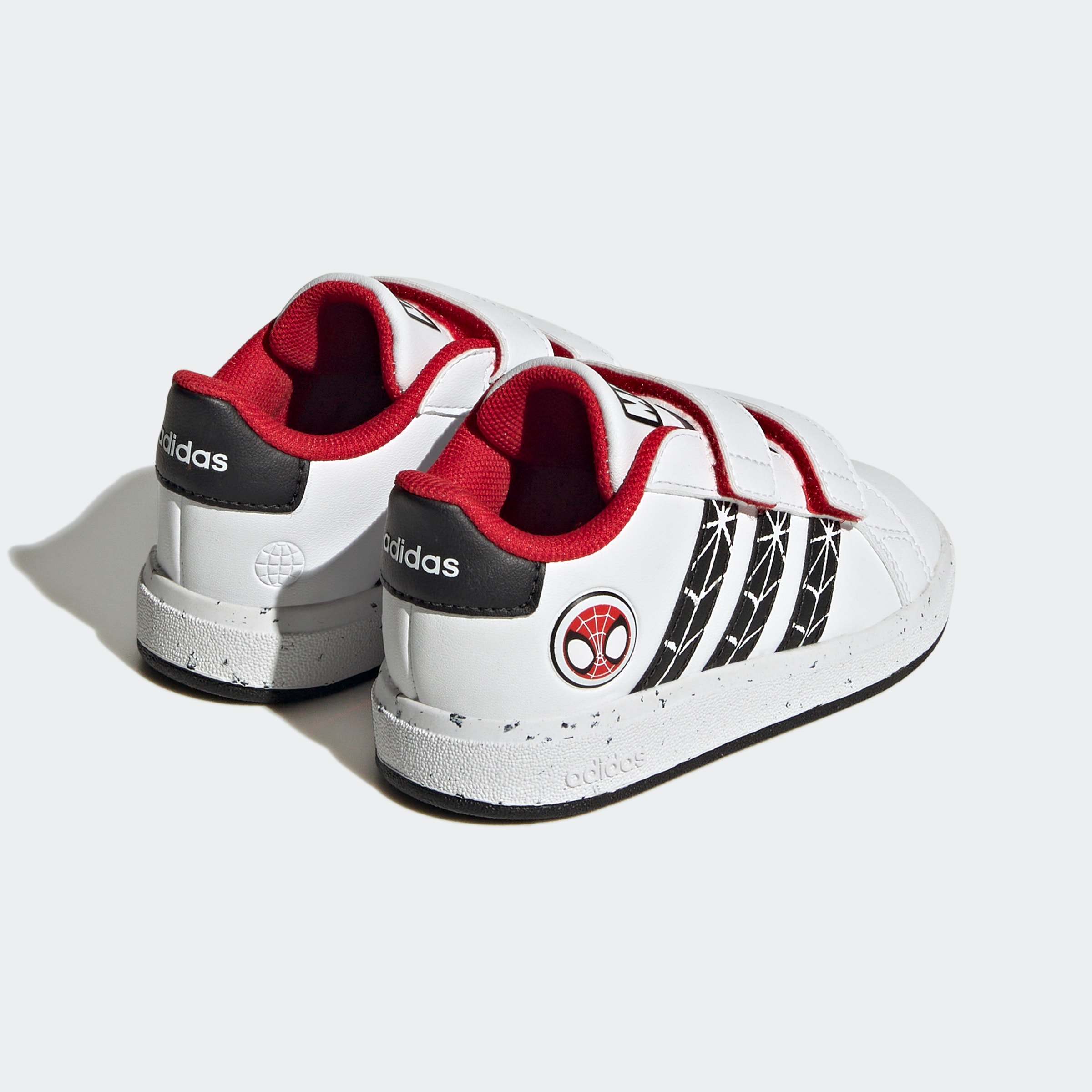 adidas Sportswear Sneaker Superstar Design KIDS«, COURT SPIDER-MAN des Spuren adidas MARVEL den GRAND »ADIDAS auf bei ♕ X