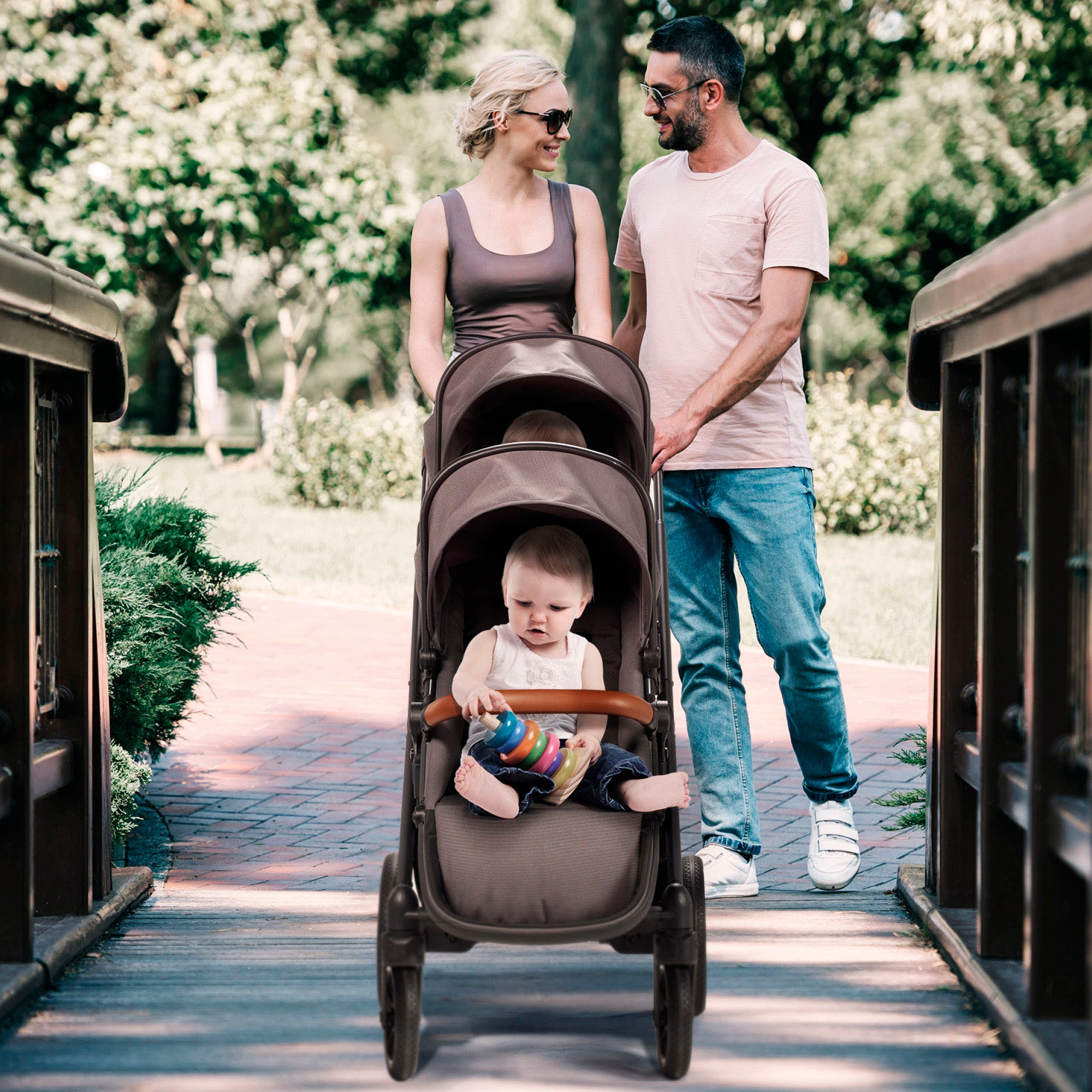 BabyGo Zwillings-Kombikinderwagen »Duo, grau« inkl. Wickeltasche u. 2 Regenhauben