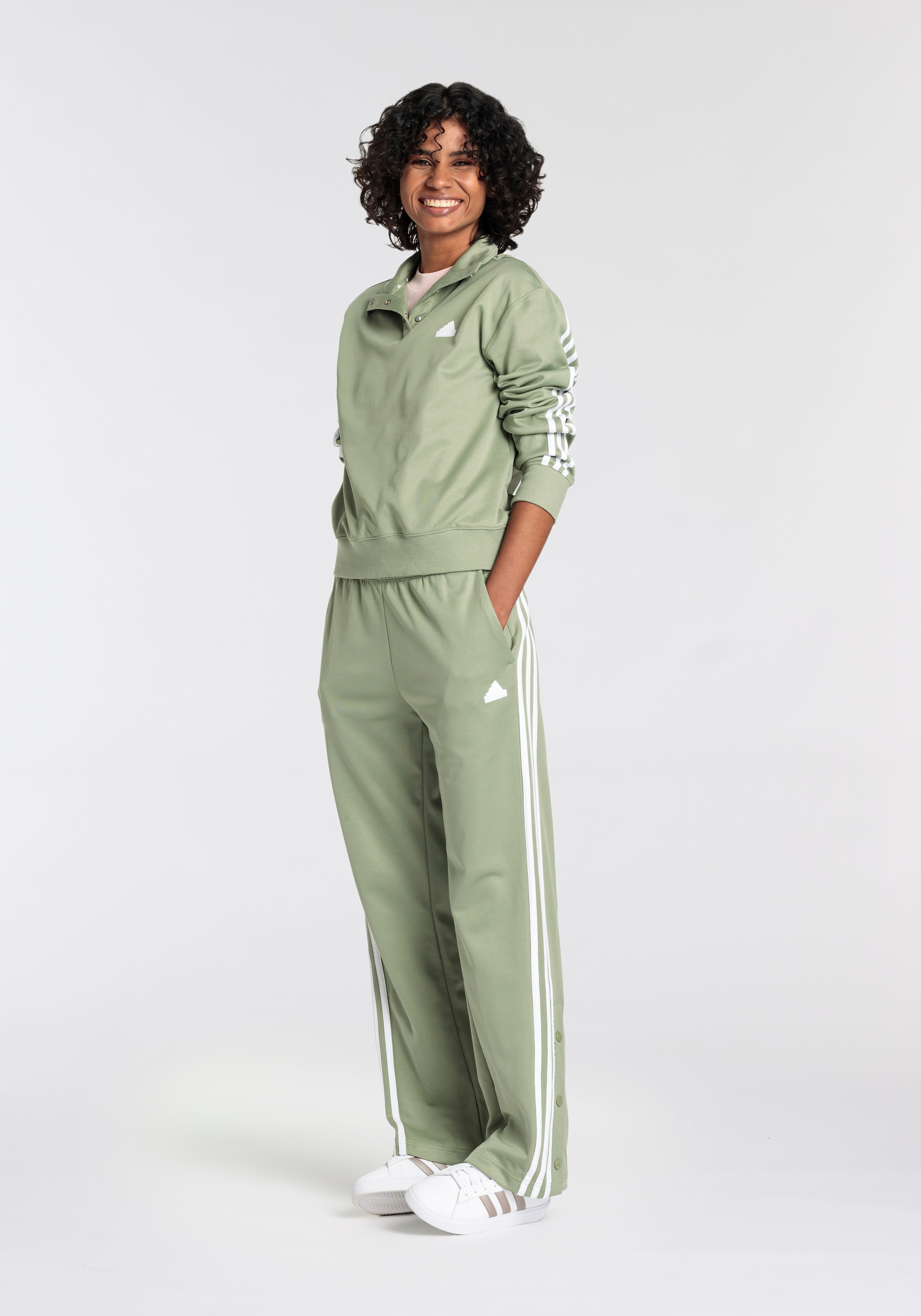 adidas Sportswear Sweatjacke »W ICONIC 3S TT«