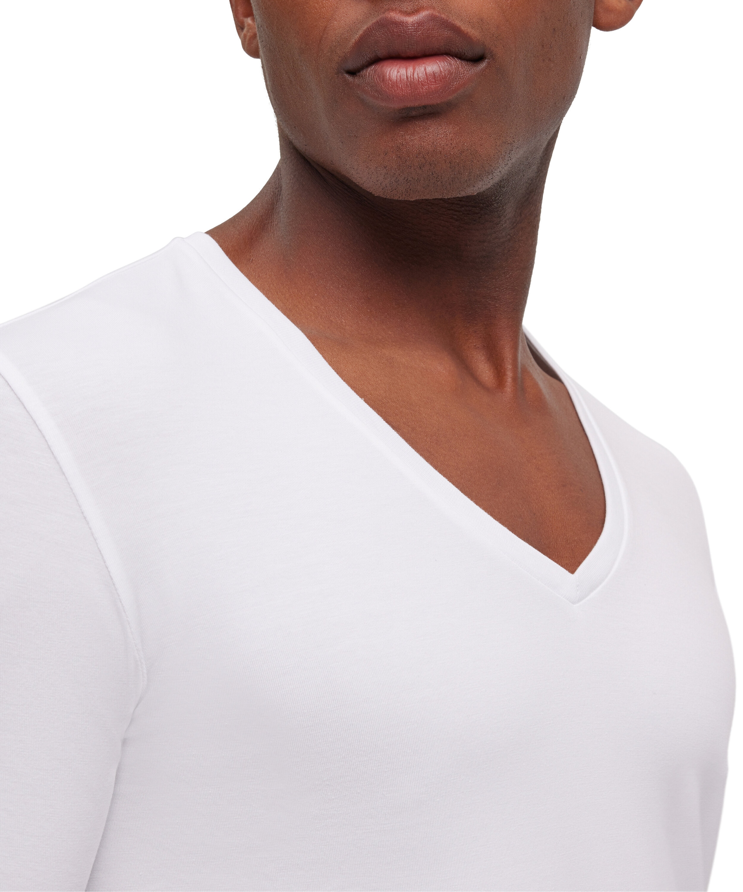 FALKE T-Shirt »Daily Comfort« tiefer V-Ausschnitt, kurzarm, Cotton-Mix, slim fit