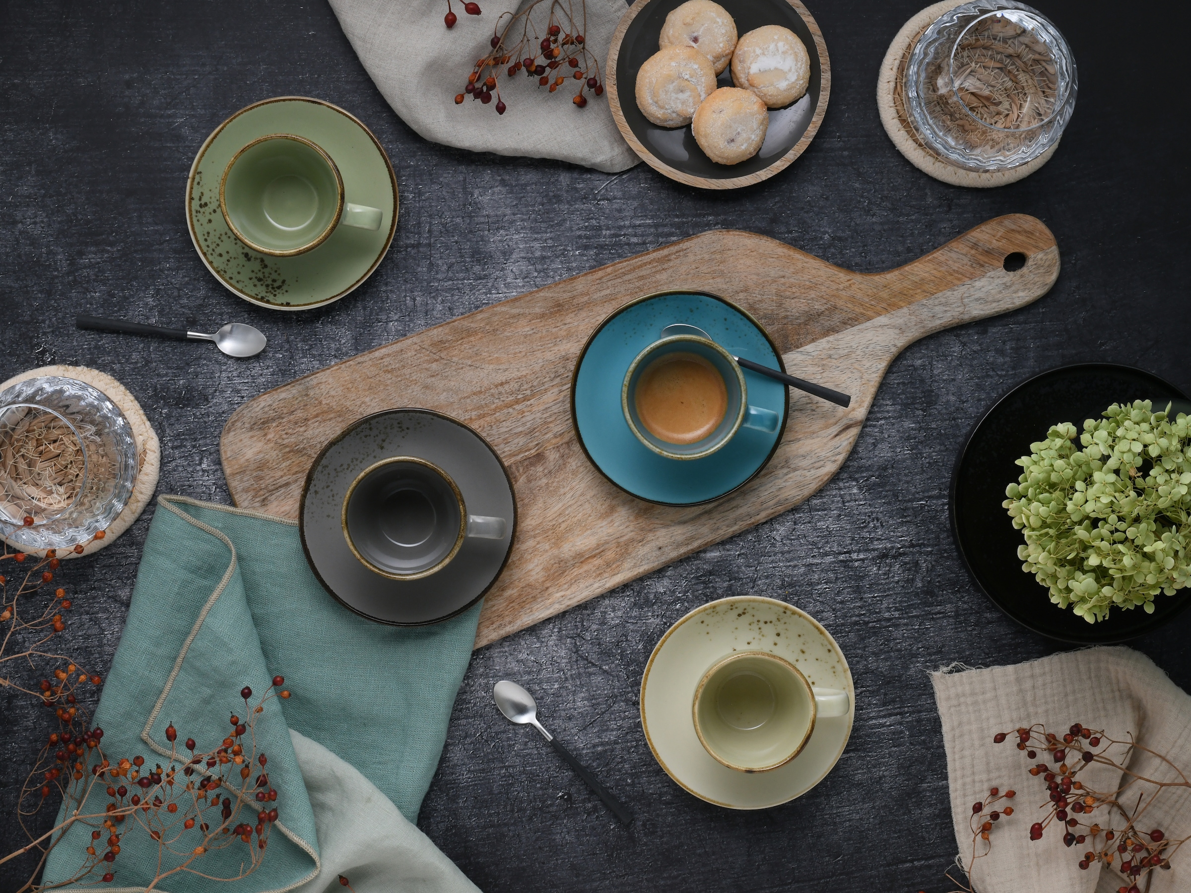 CreaTable Espressotasse »Kaffeetasse NATURE COLLECTION« Tassen Set, naturfarben mit Sprenkel, 4 Tassen, 4 Untertassen