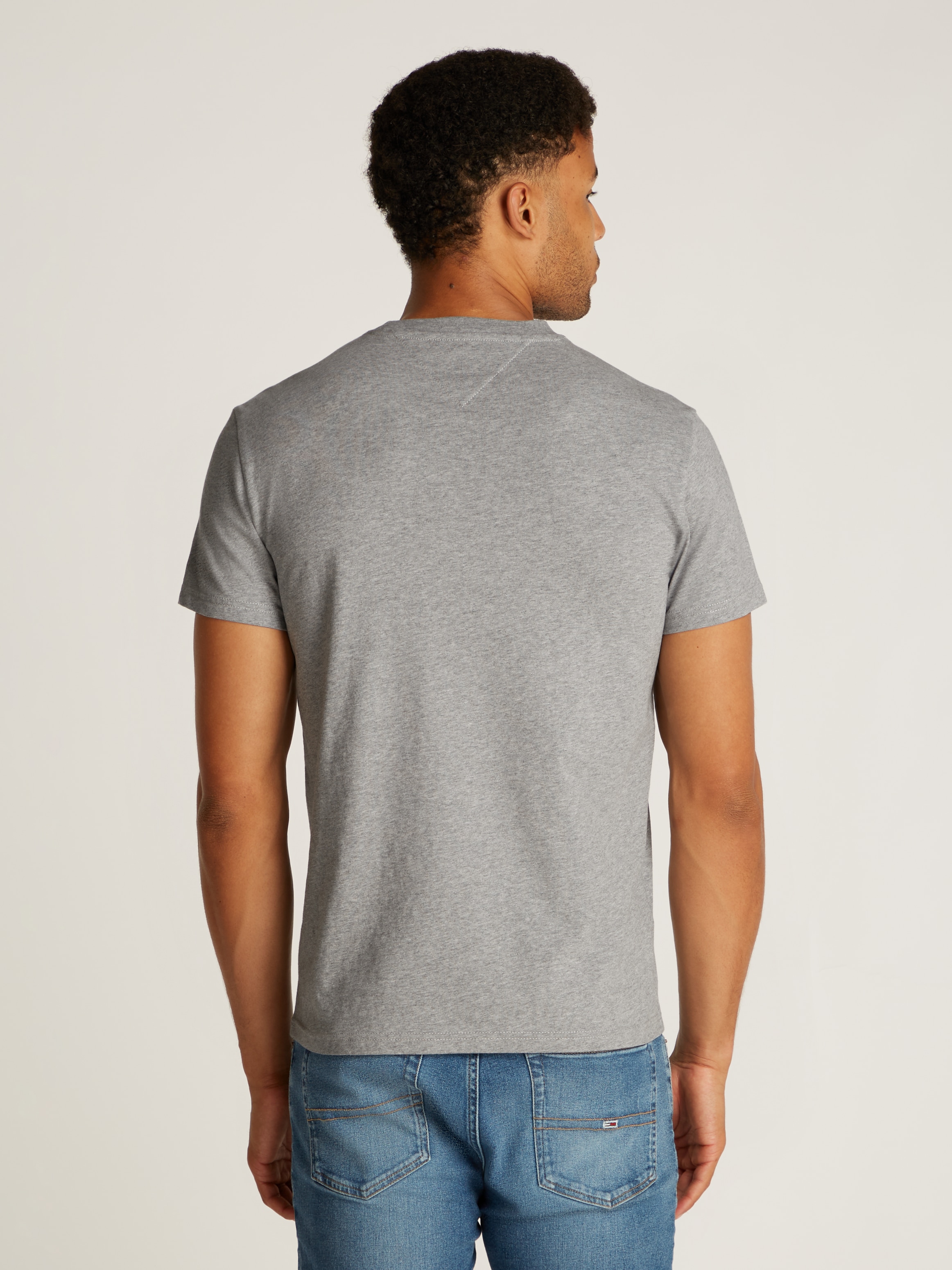 Tommy Jeans Plus Rundhalsshirt »TJM SLIM LINEAR CHEST SS TEE EXT«, in Großen Größen, Logodruck