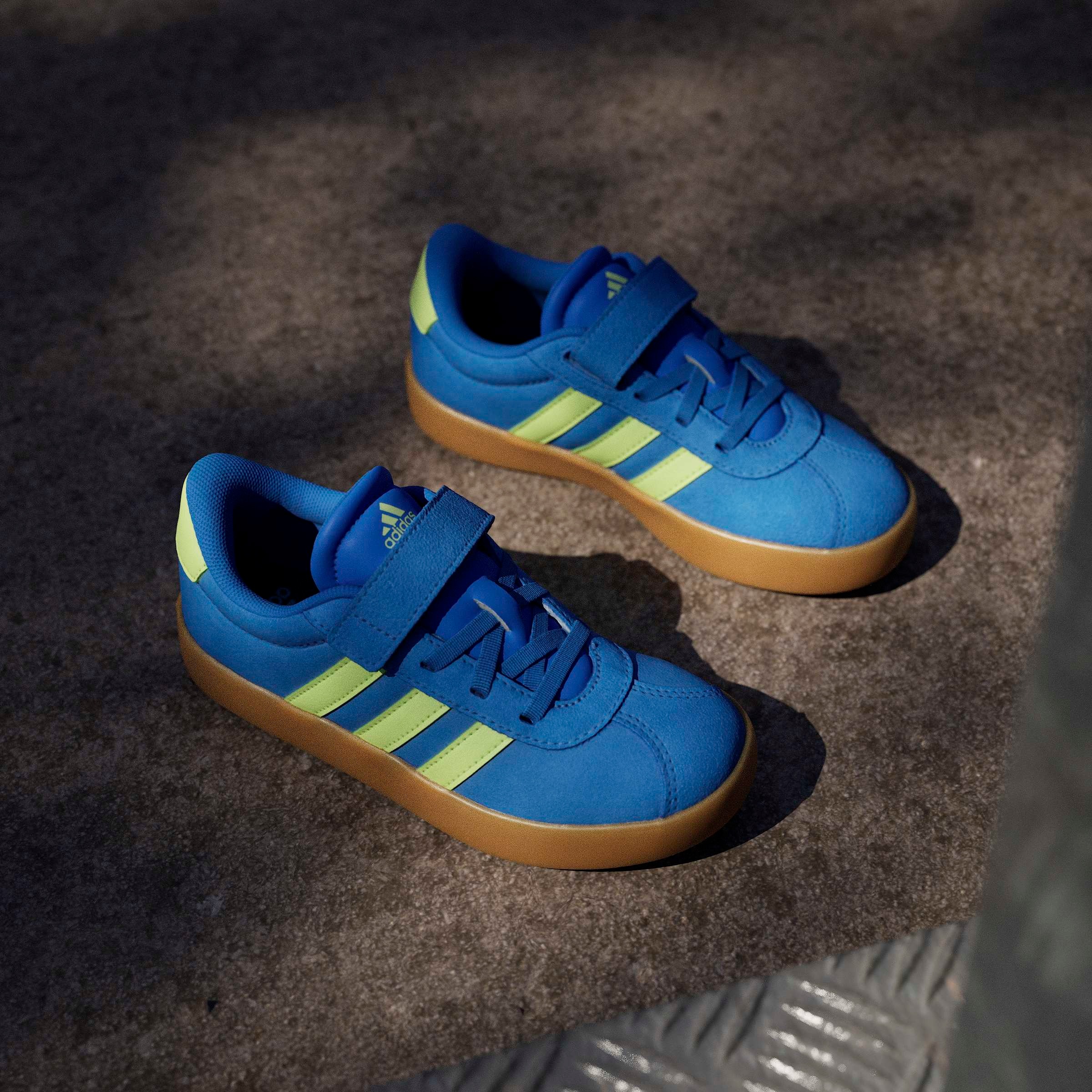 adidas Sportswear Sneaker »VL COURT 3.0«  inspiriert vom Design des adidas Handball Spezial