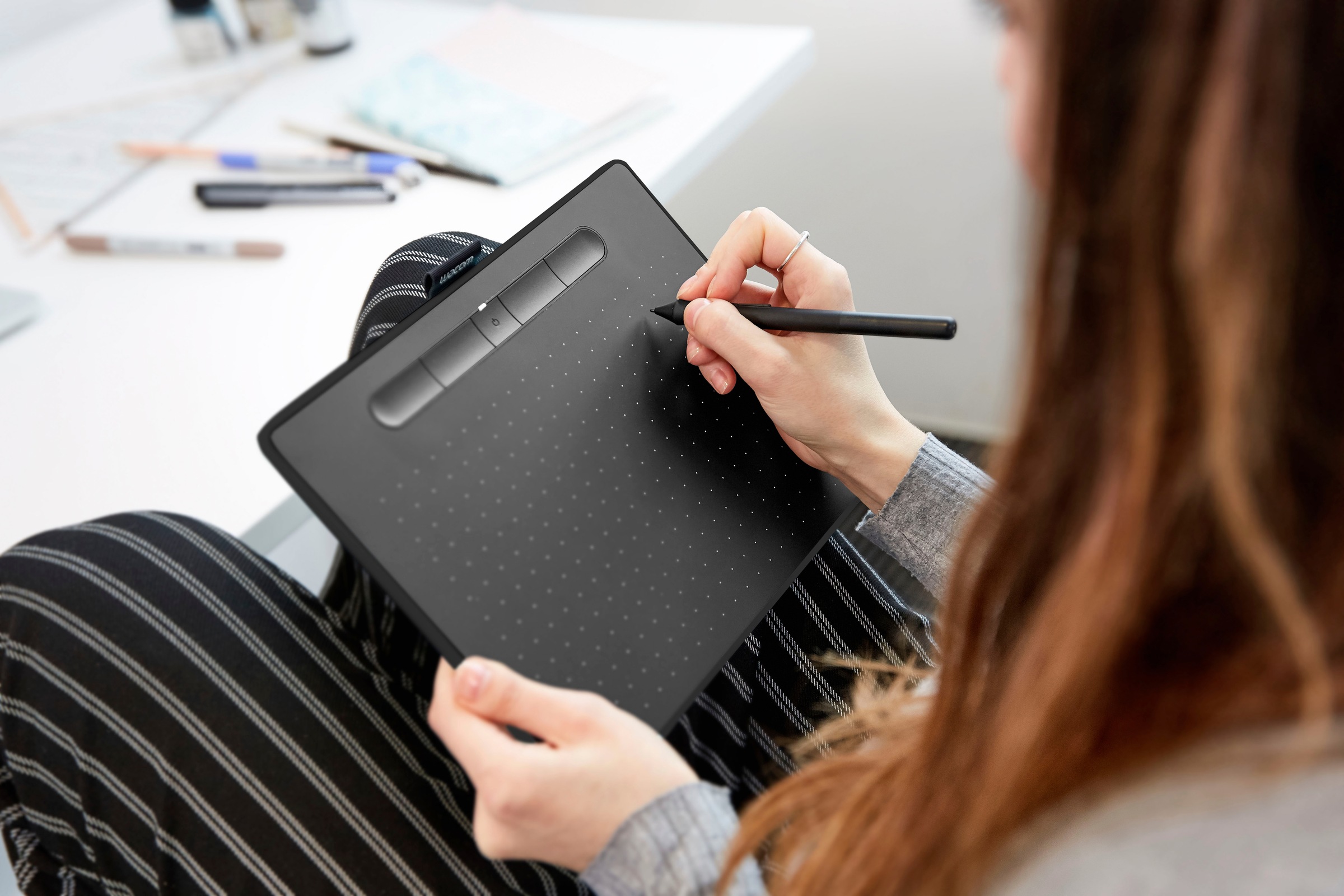 Wacom Grafiktablett »Intuos S Bluetooth Black«,)