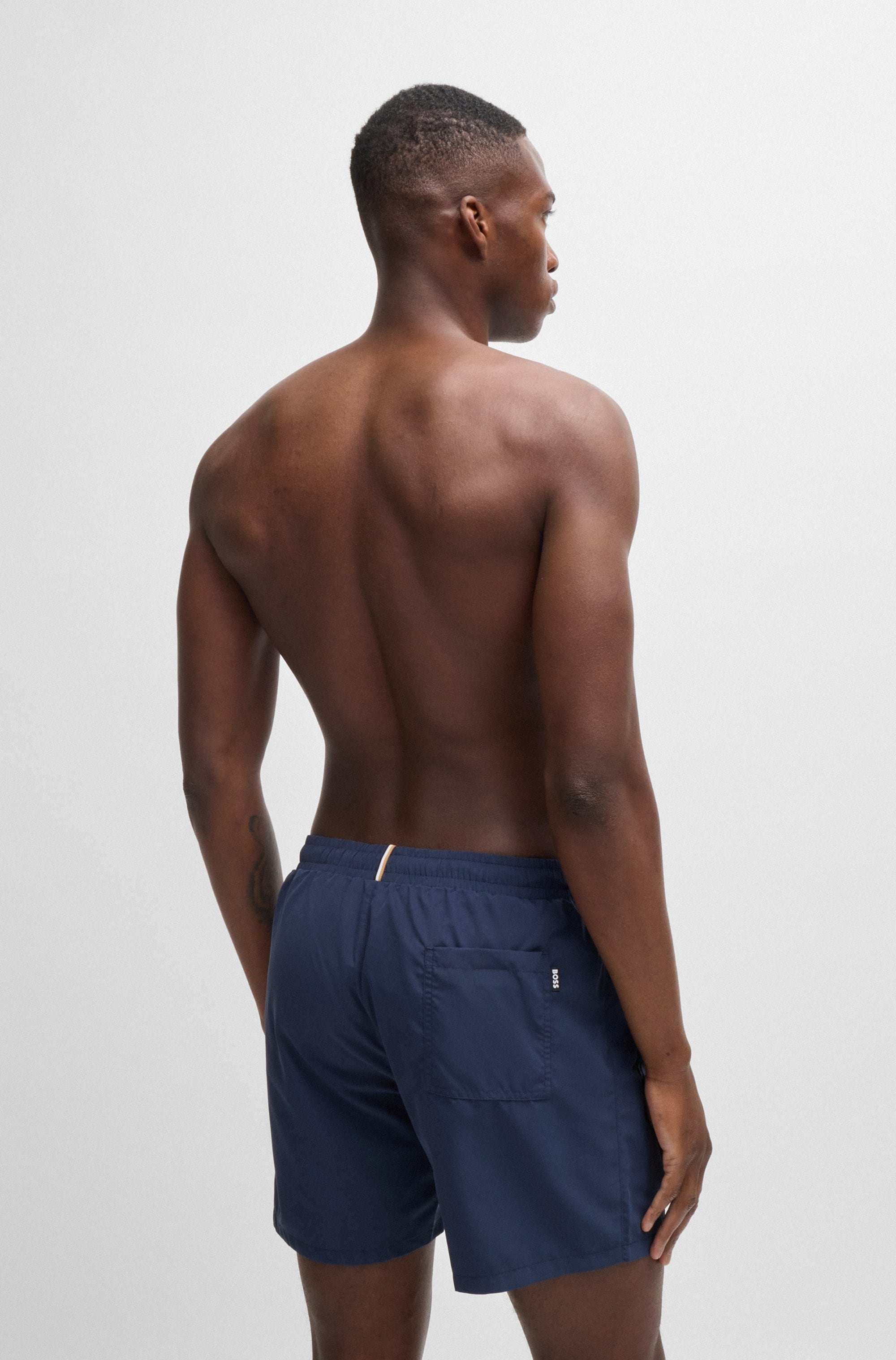 BOSS Badeshorts »Dolphin«, mit seitlichem Kontraststreifen