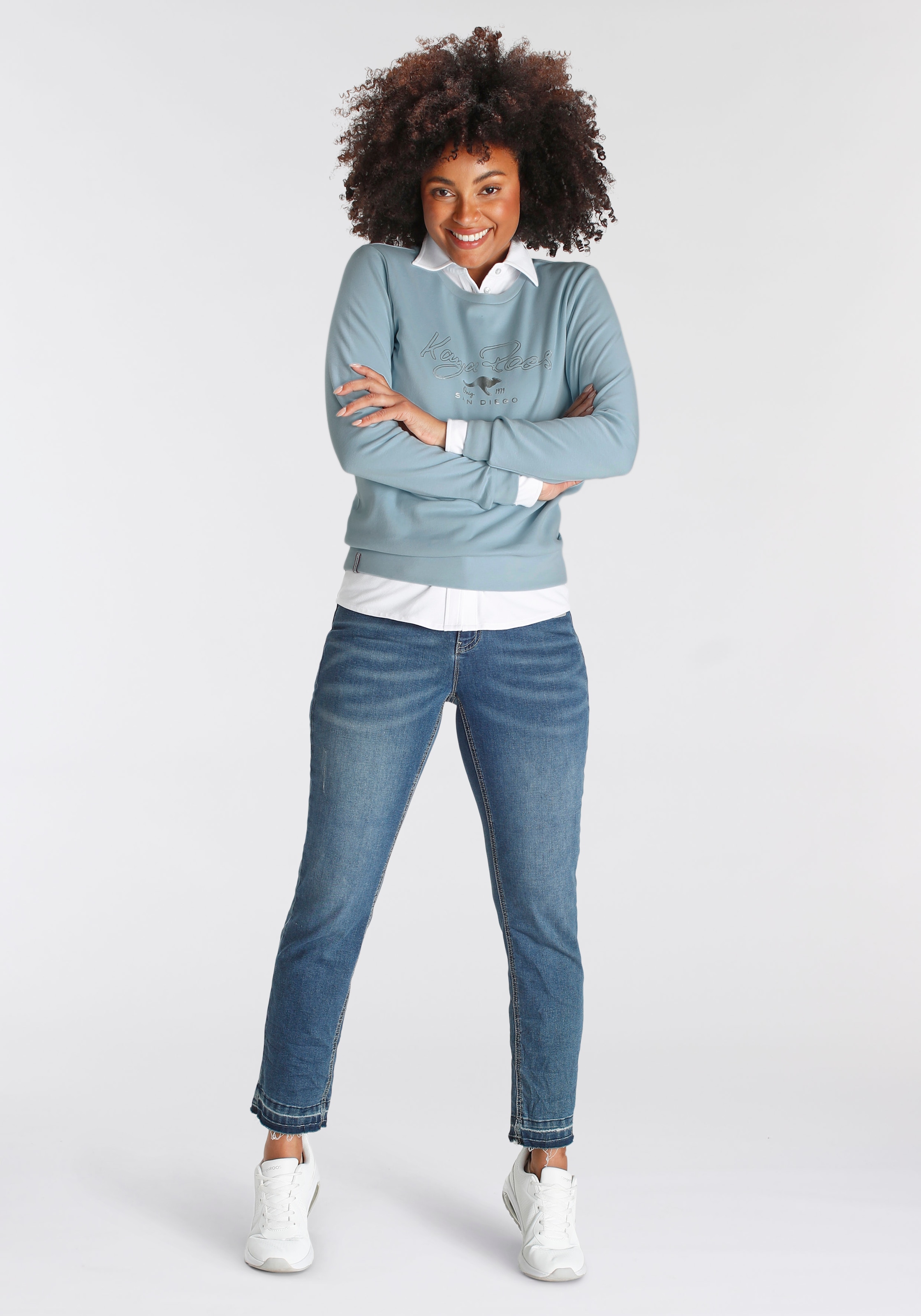 KangaROOS Sweatshirt, Langarm, figurumspielende Passform