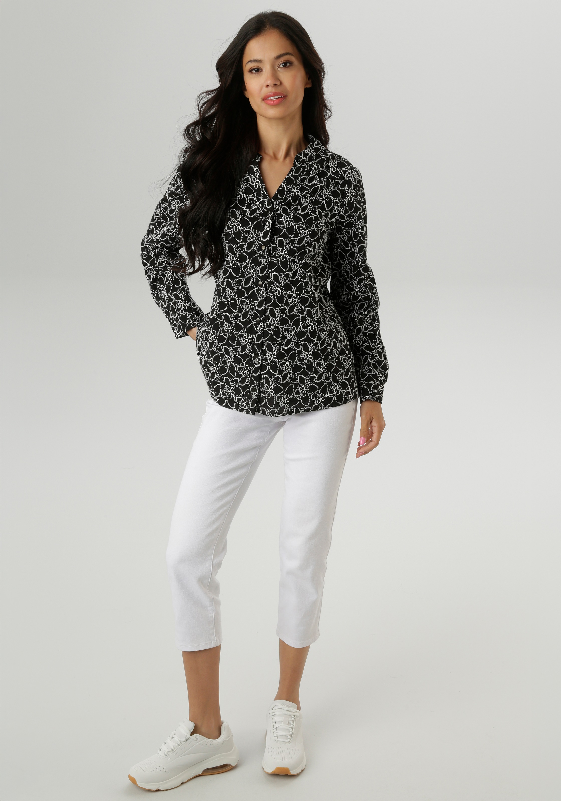 Aniston SELECTED Langarmbluse mit trendiger und aufwendiger Stickerei allover