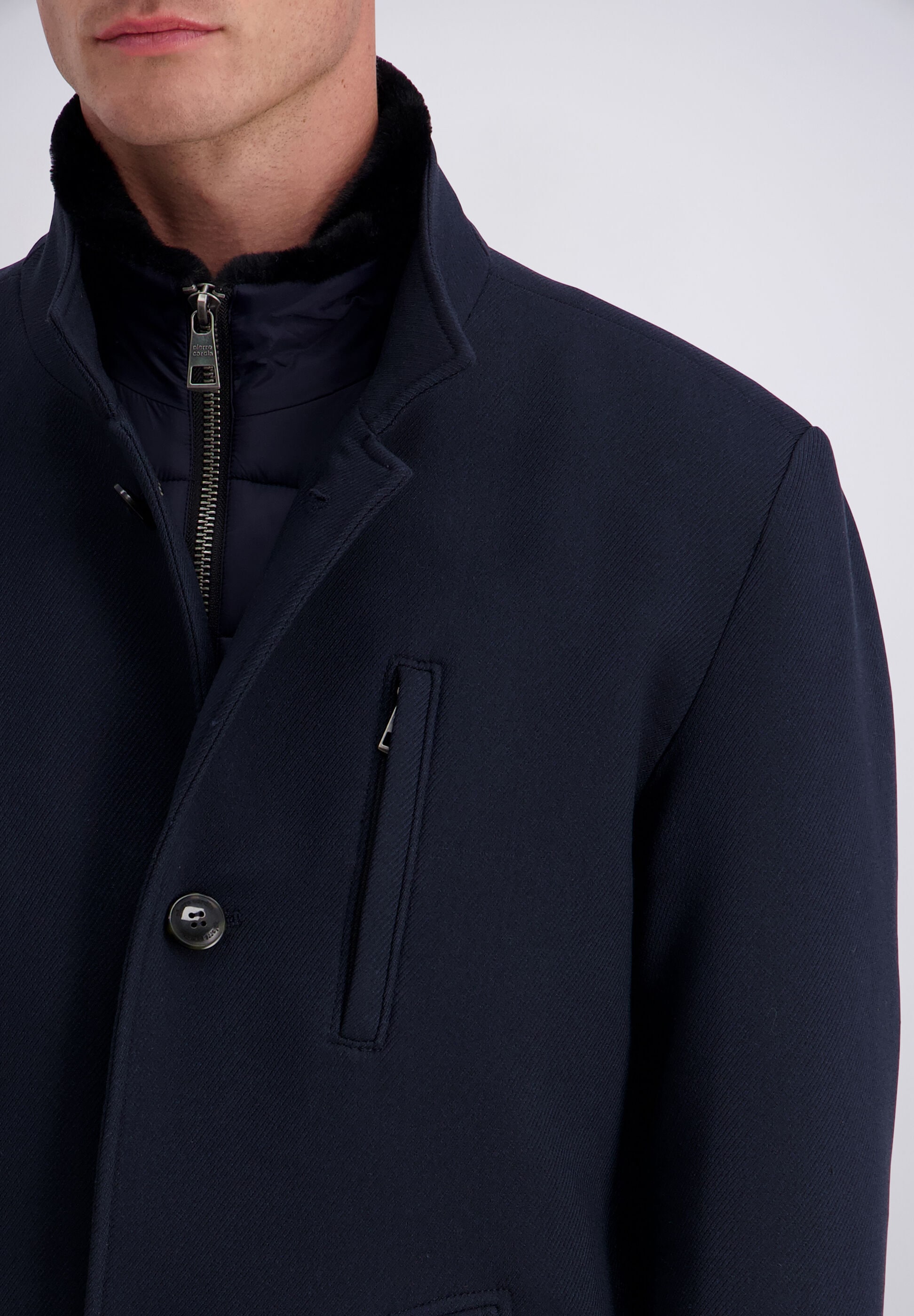 Pierre Cardin Wintermantel »Pierre Cardin Mantel« mit Kragen in Fake-Fur-Optik