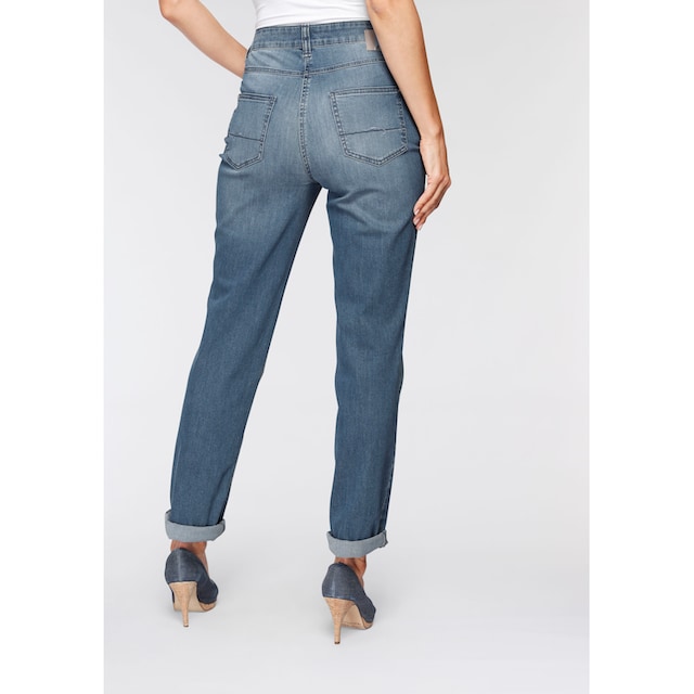 Gerade bei MAC »Melanie«, Stretch-Jeans geschnitten ♕