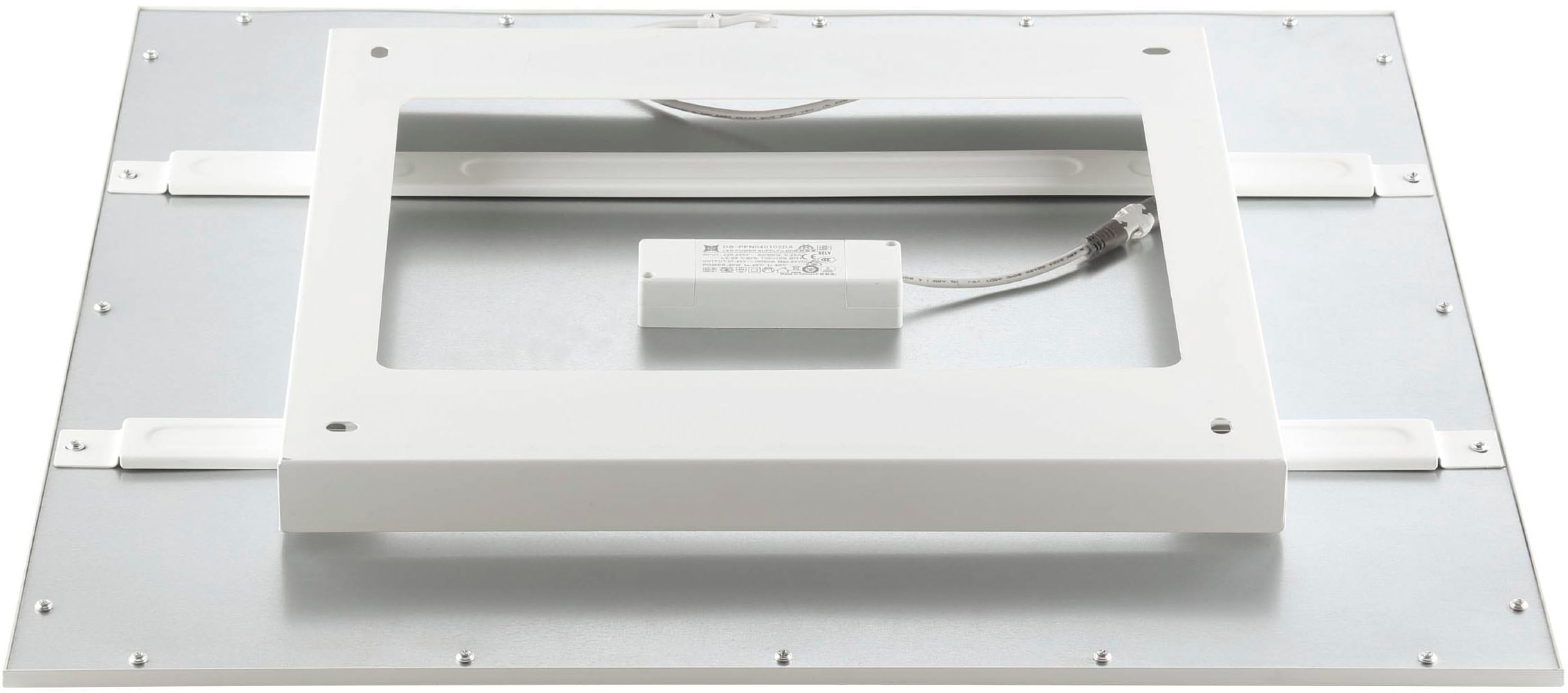 EGLO Deckenleuchte »Salobrena 1 Deckenlampe, Kunststoff und Aluminium, Aufbaulampe, Lampe« LED-Modul 1 Stk. Neutralweiß Deckenlampe, Wohnzimmerlampe, Küchenlampe, Bürolampe  Weiß, Flurlampe