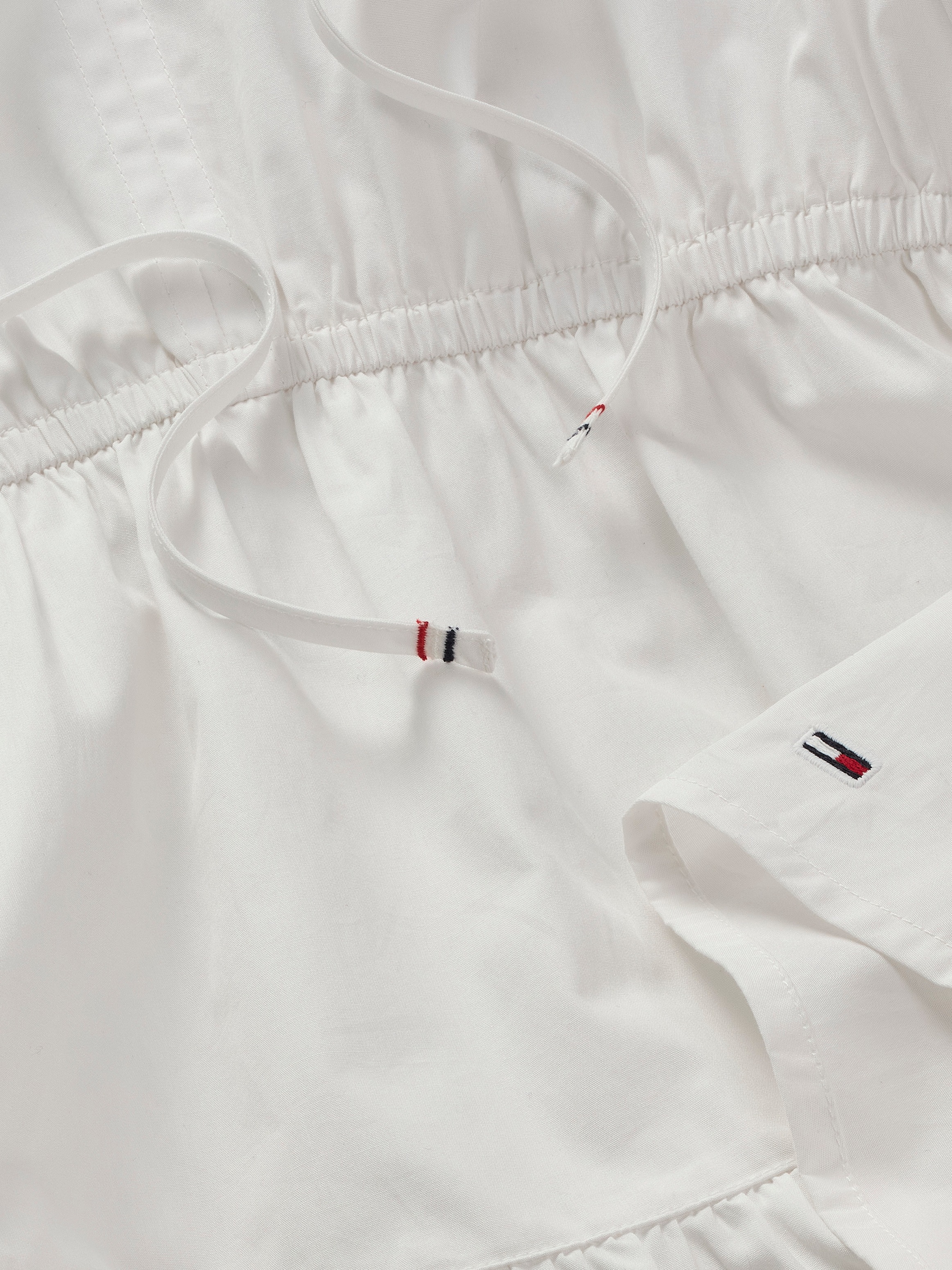 Tommy Jeans Blusenkleid »TJW POPLIN TIERED MINI DRESS EXT«, mit Bindeband
