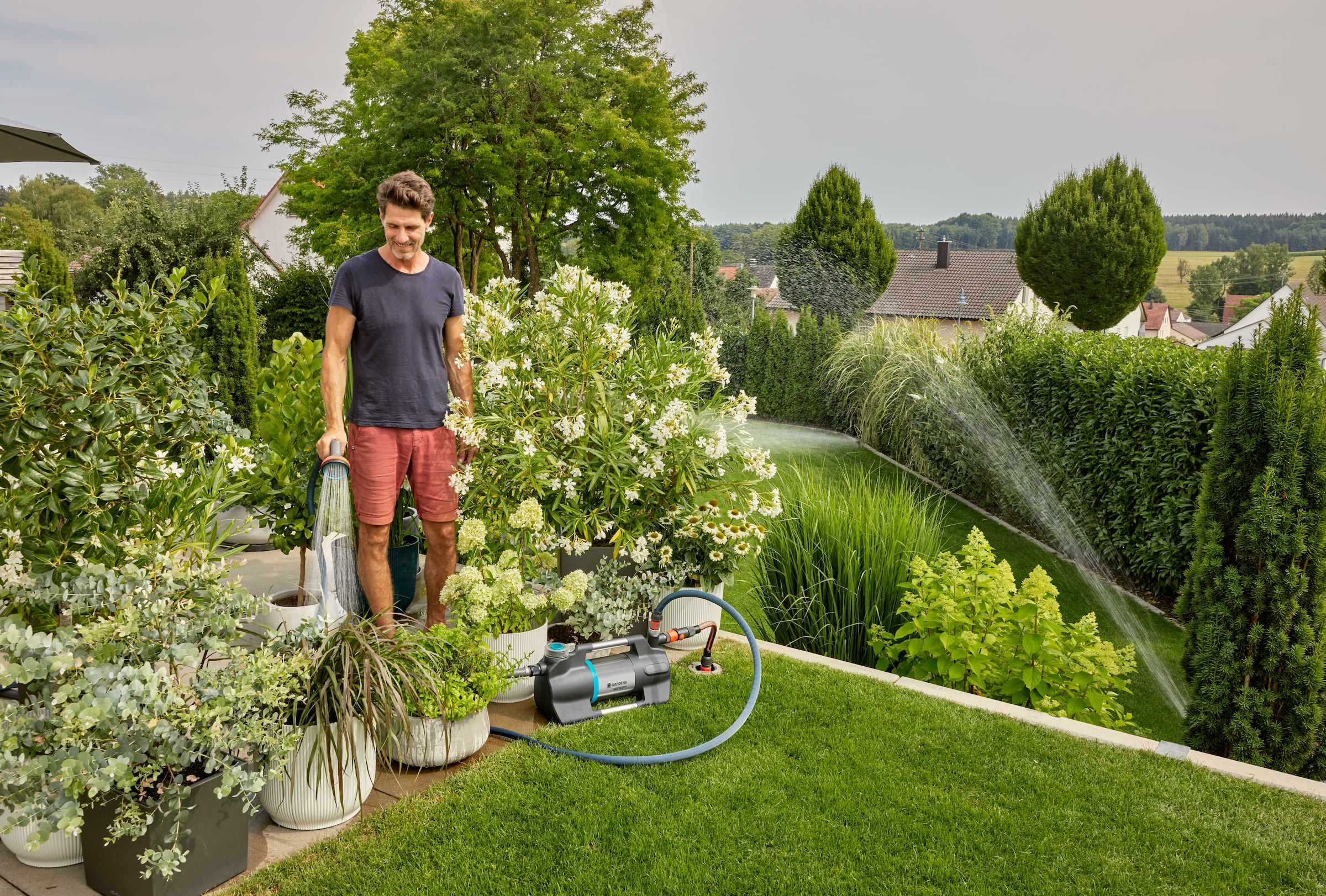 GARDENA Gartenpumpe »6300 SilentComfort«, besonders geräuscharm, mit Bluetooth®, 6300 l/h, 1050 W