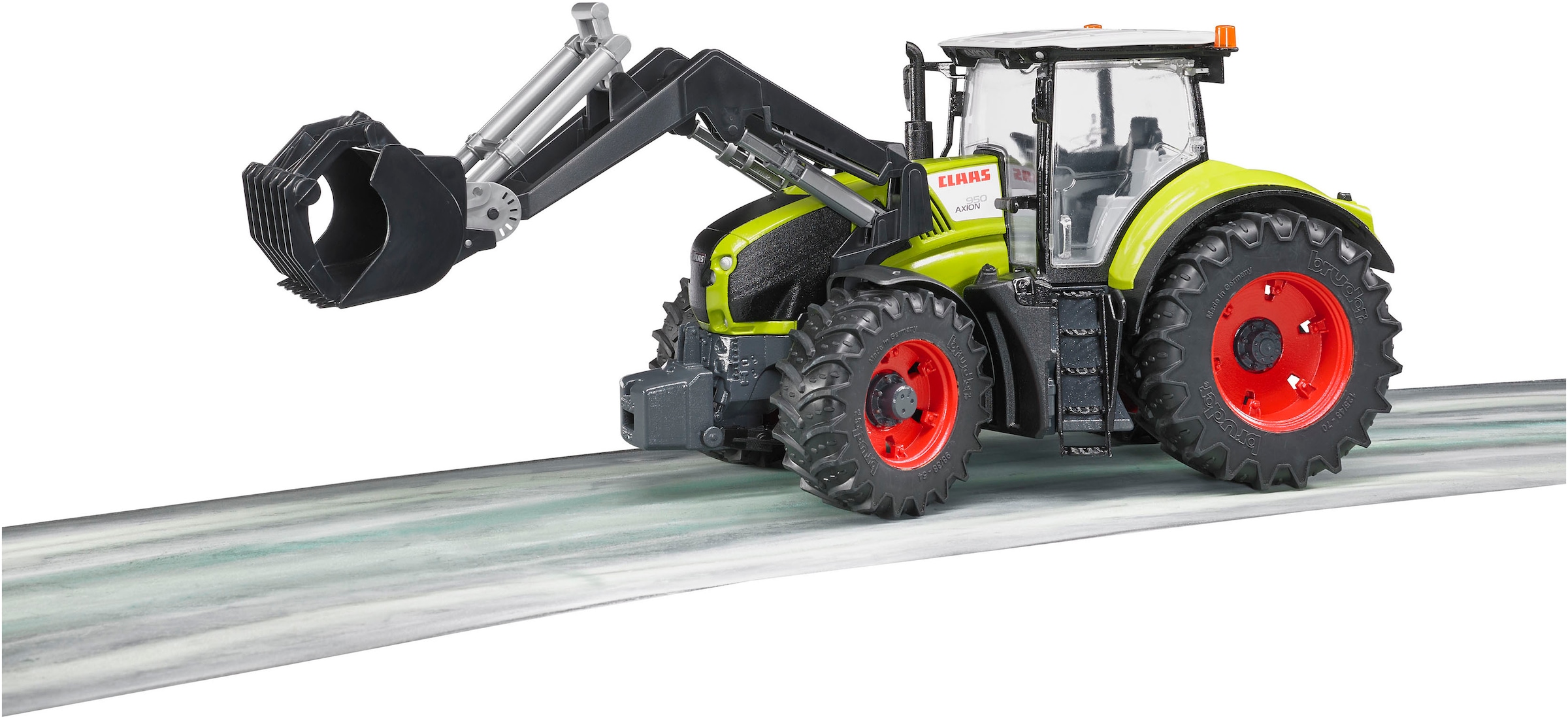 Bruder® Spielzeug-Traktor »Claas Axion 950 mit Frontlader (03013)« Made in Europe