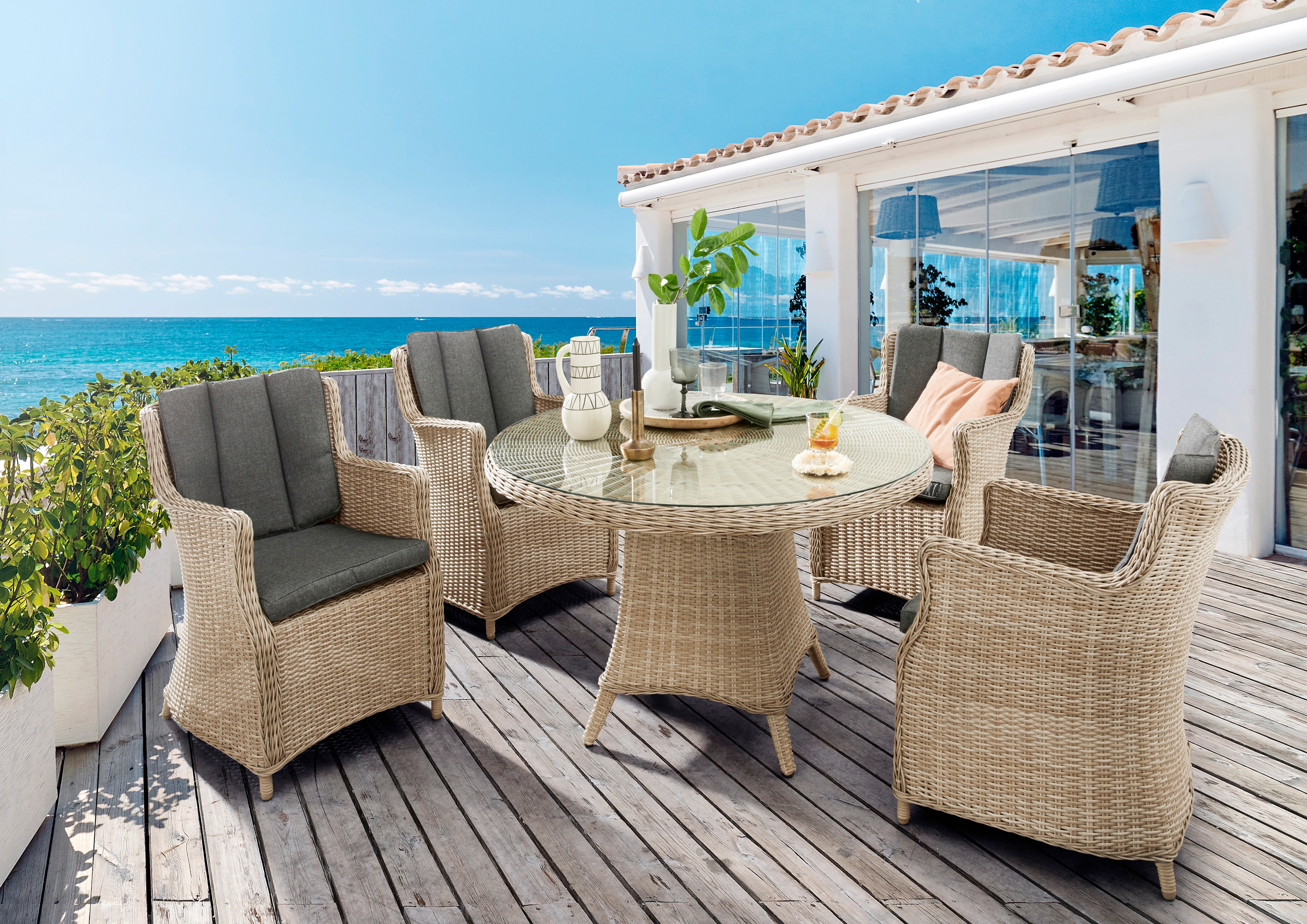 Destiny Garten-Essgruppe "LUNA" 4x Sessel, 1x Tisch, inkl. Auflagen, 13 Stk. tlg. Aluminium, Polyrattan