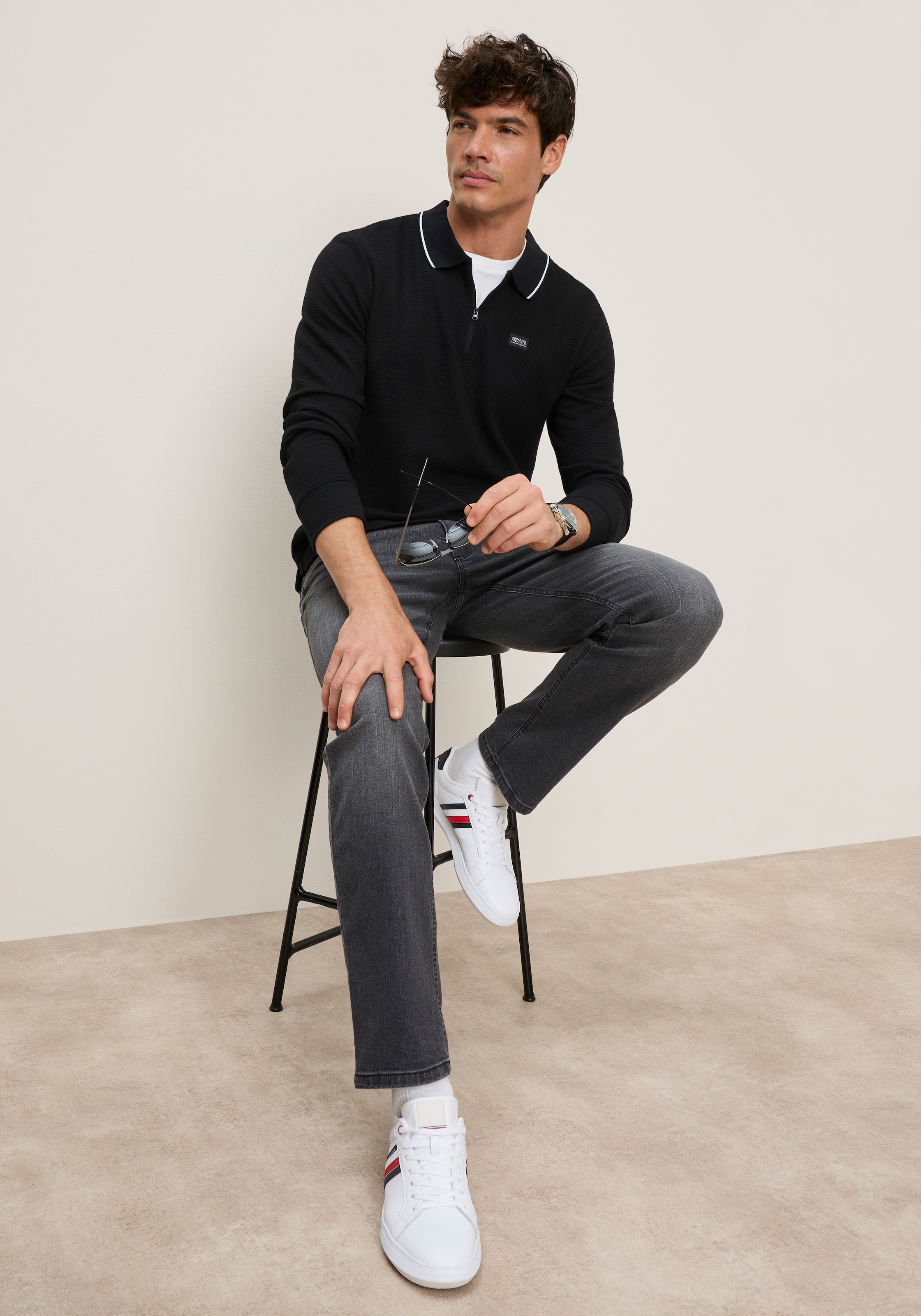 Man's World Sweatshirt »mit Polokragen«, Bequem wie ein Sweatshirt. Smart wie ein Polo.
