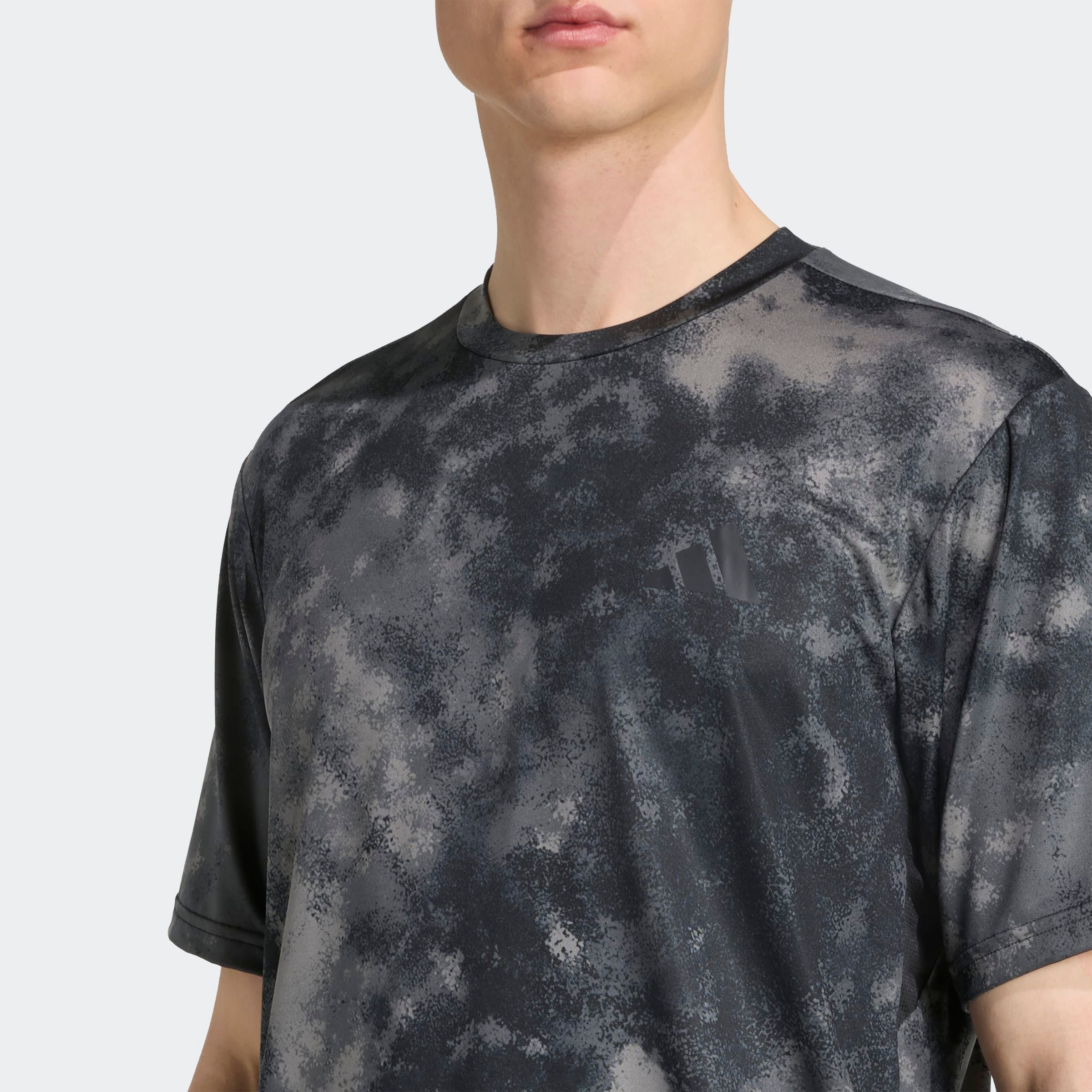 adidas Performance T-Shirt »SEA AOP TEE«, Trainingsshirt mit CLIMACOOL, Alloverprint