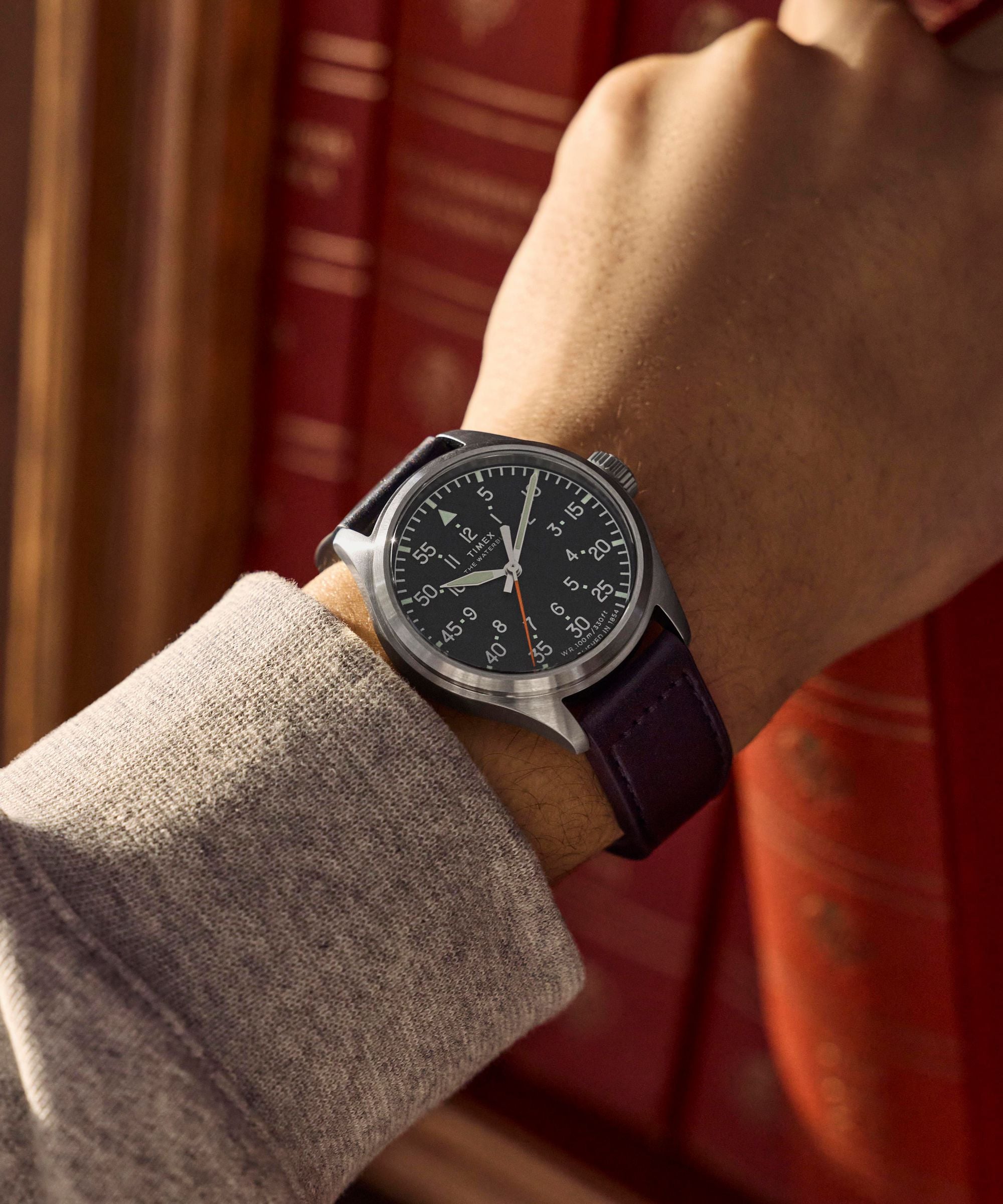 Timex Quarzuhr »Waterbury Ace« Armbanduhr, Herrenuhr, Lederarmband, analog, Tag, Beleuchtung