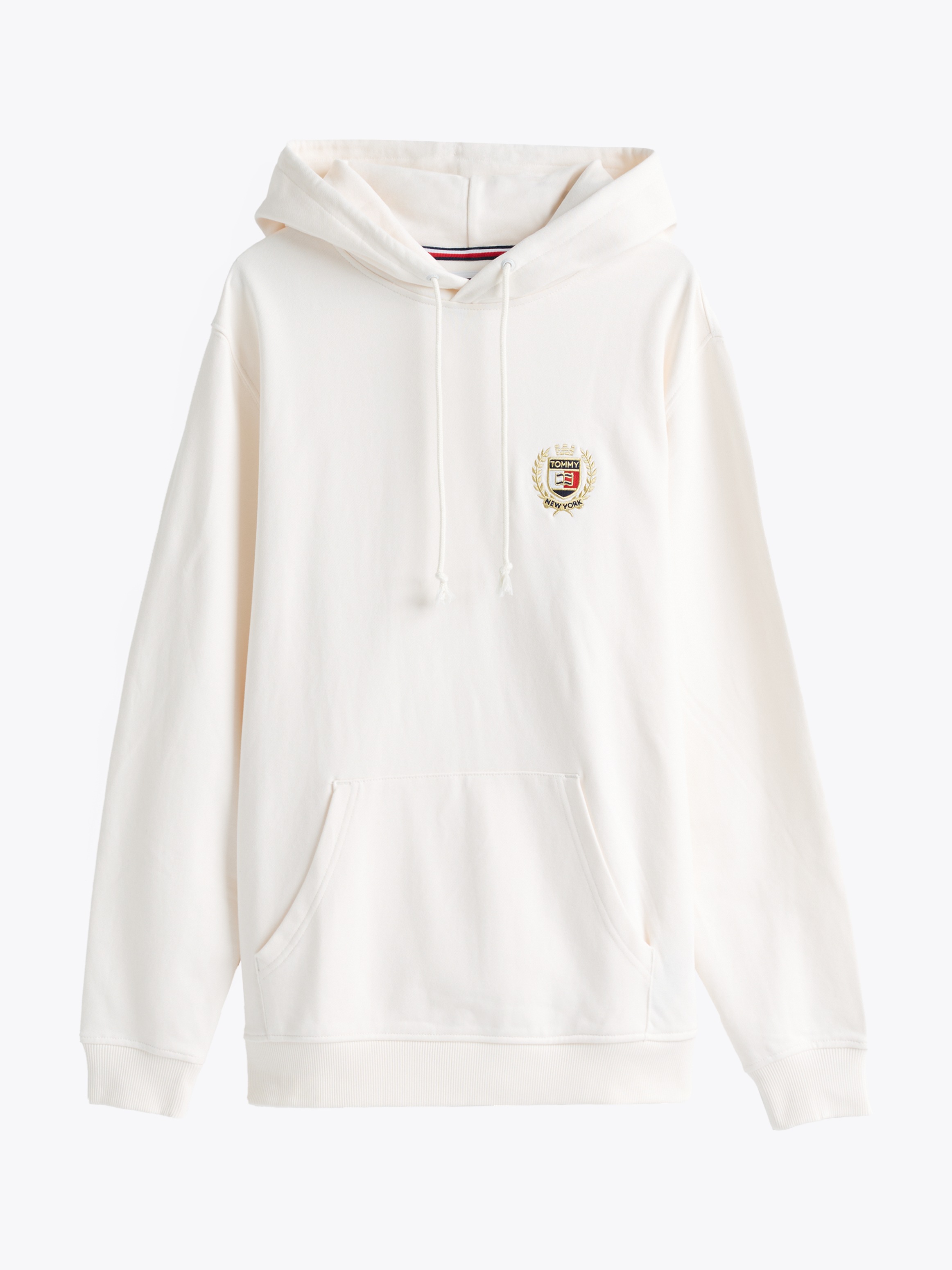 Tommy Jeans Sweatshirt »TJM REG TJ FLAG CREST HOOD EXT«, besticktes Markenlogo auf Brusthöhe
