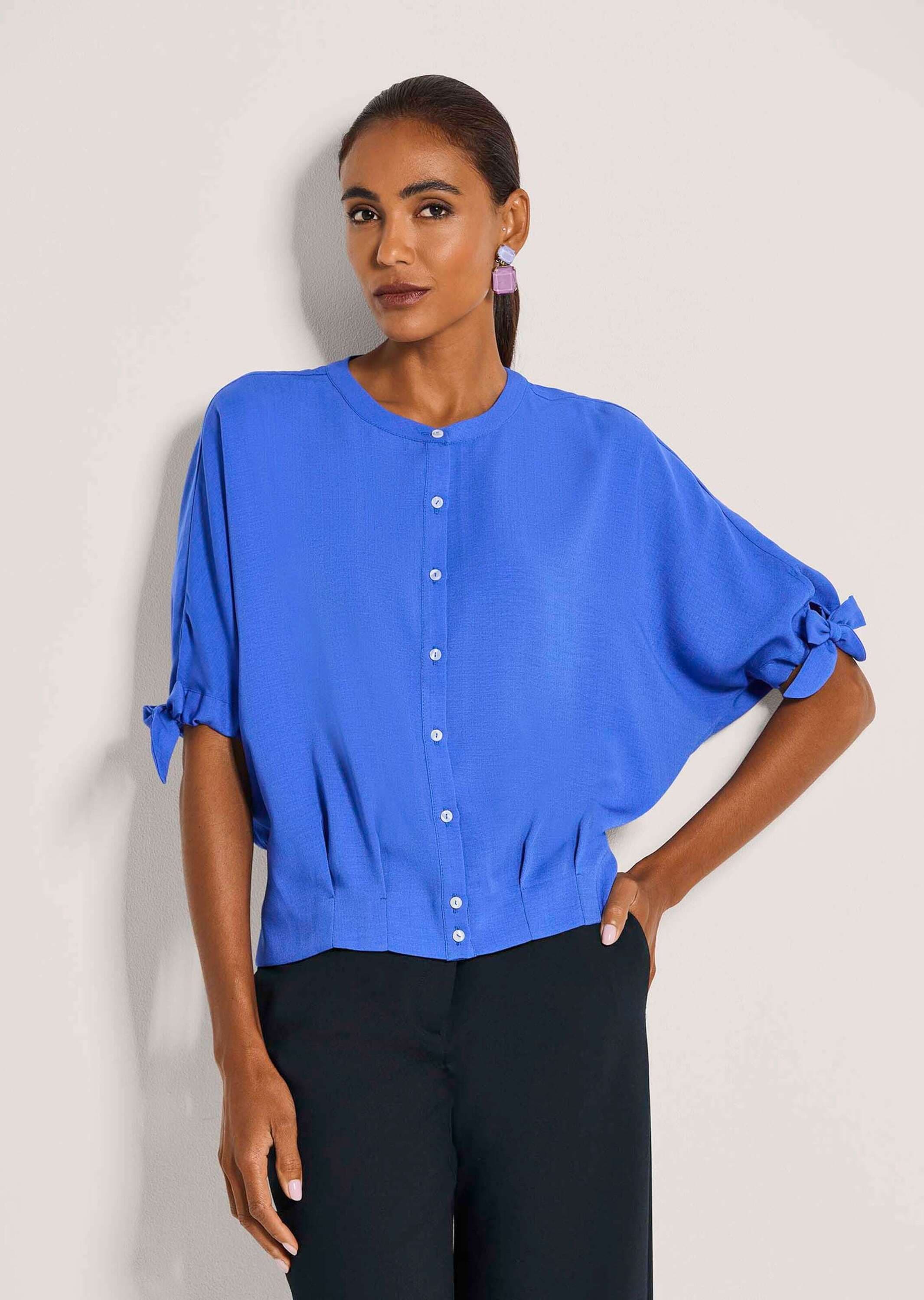 MADELEINE Kurzarmbluse »Blusenshirt Luftige Sommerbluse mit Fledermausärmeln« Ärmel mit Tunnelzug und Bindeband