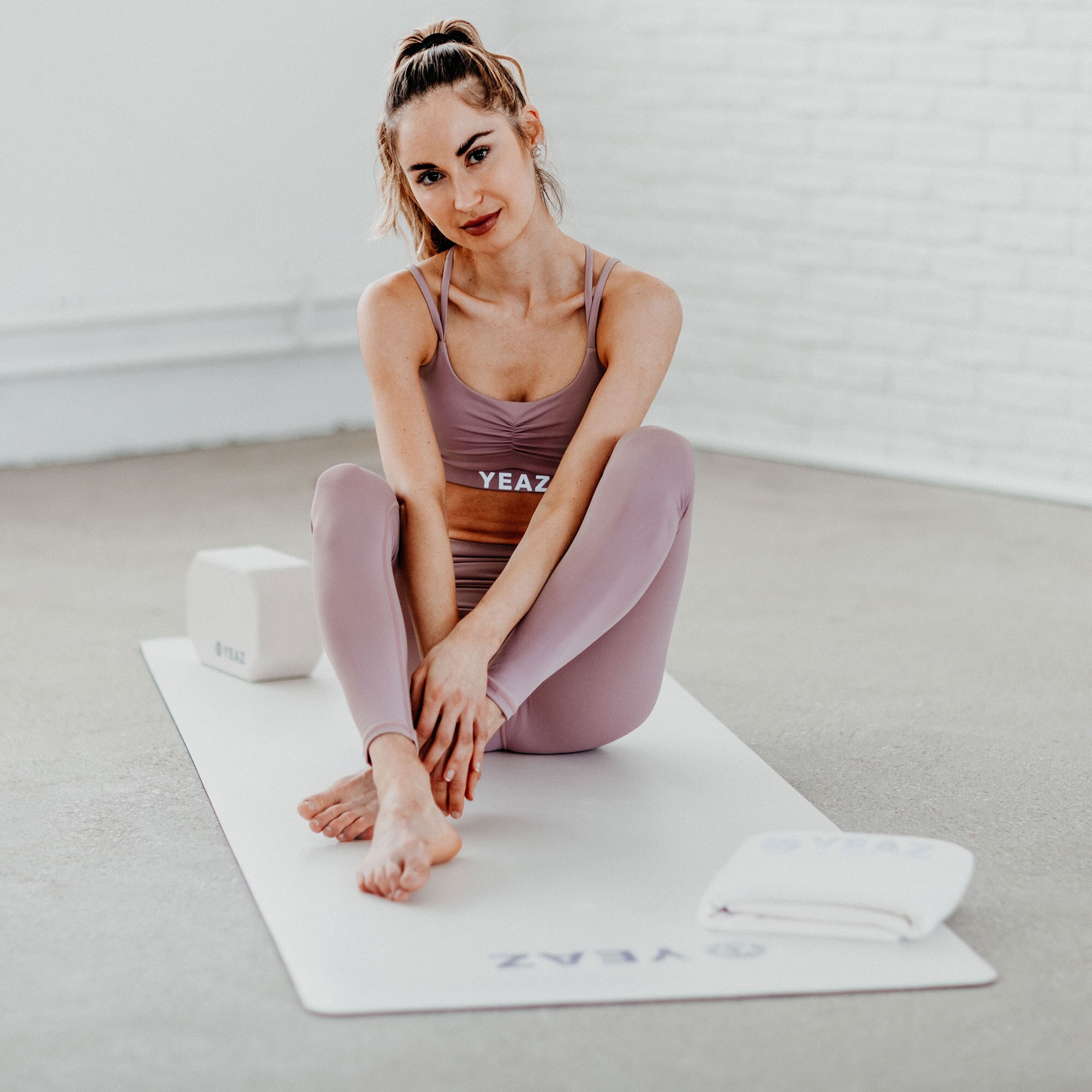 YEAZ Yogamatte »Yoga- & Fitness-Matte AURA«